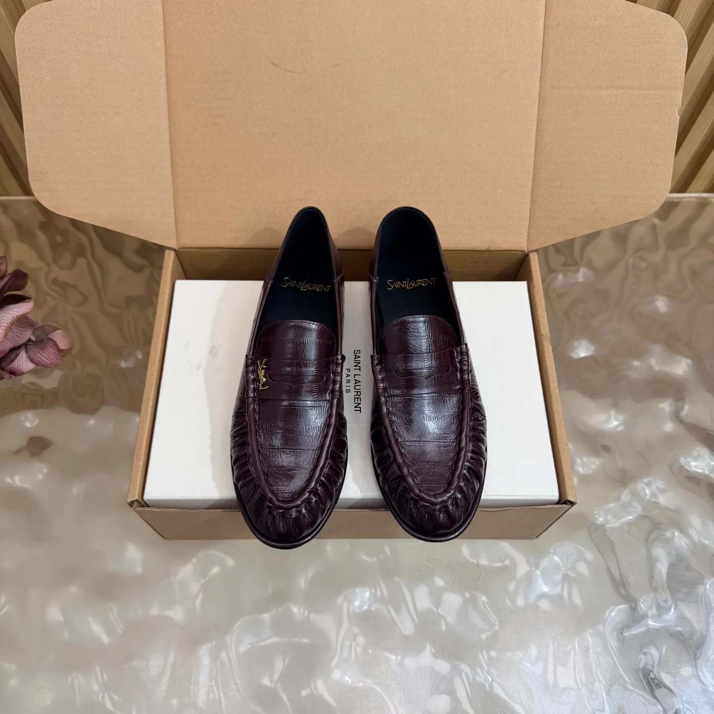 Women's Loafers And Moccasins SAINT LAURENT 18062368