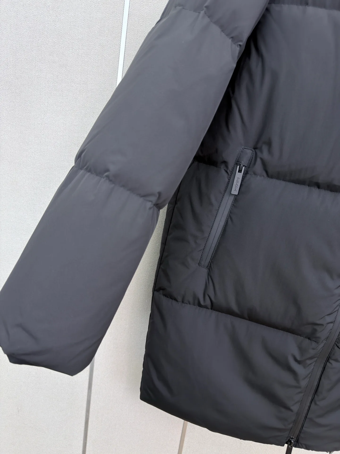 Women's Jackets And Down Jackets PRADA 18226288