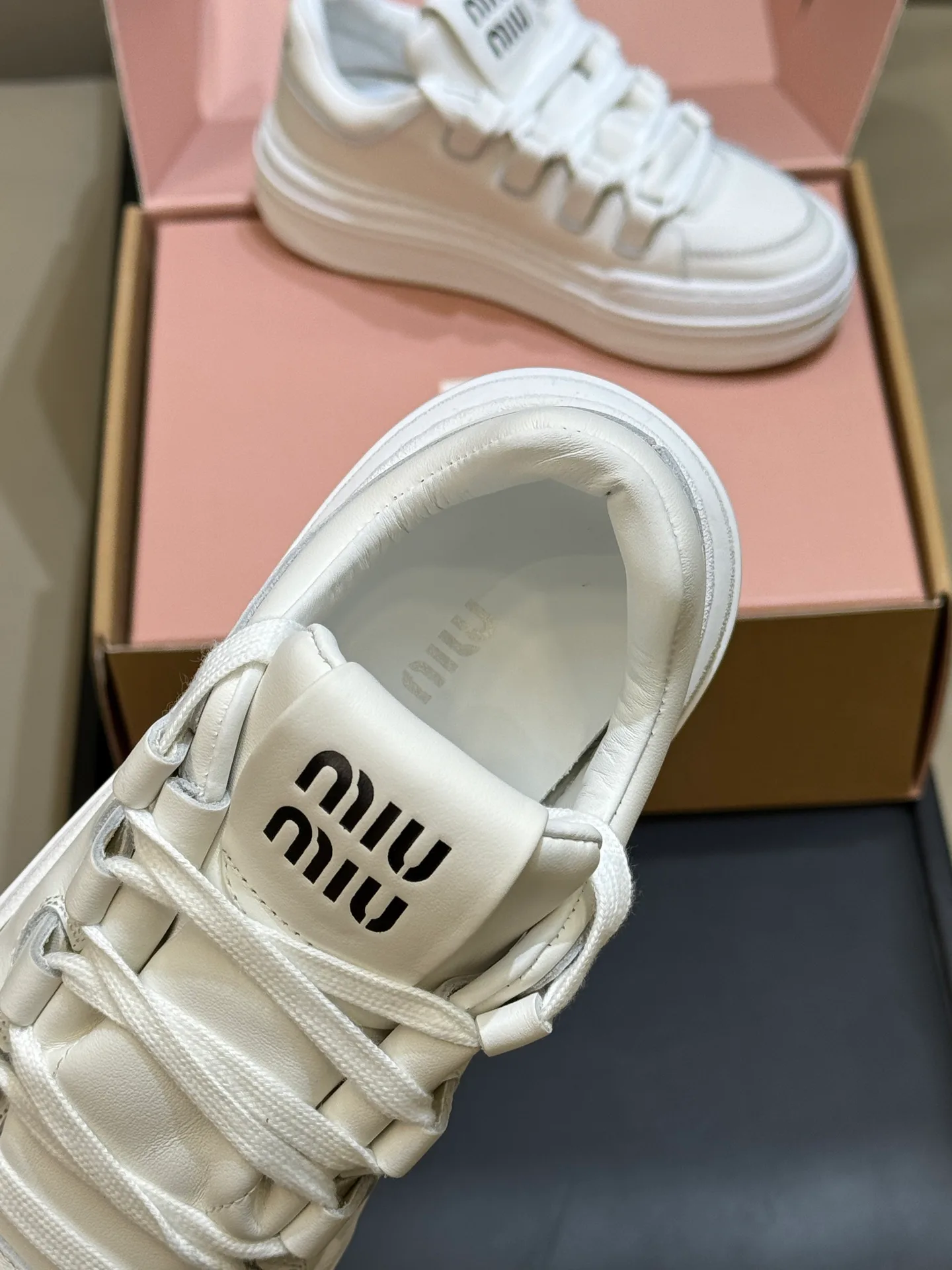 Women's Sneakers MIU MIU 18073096
