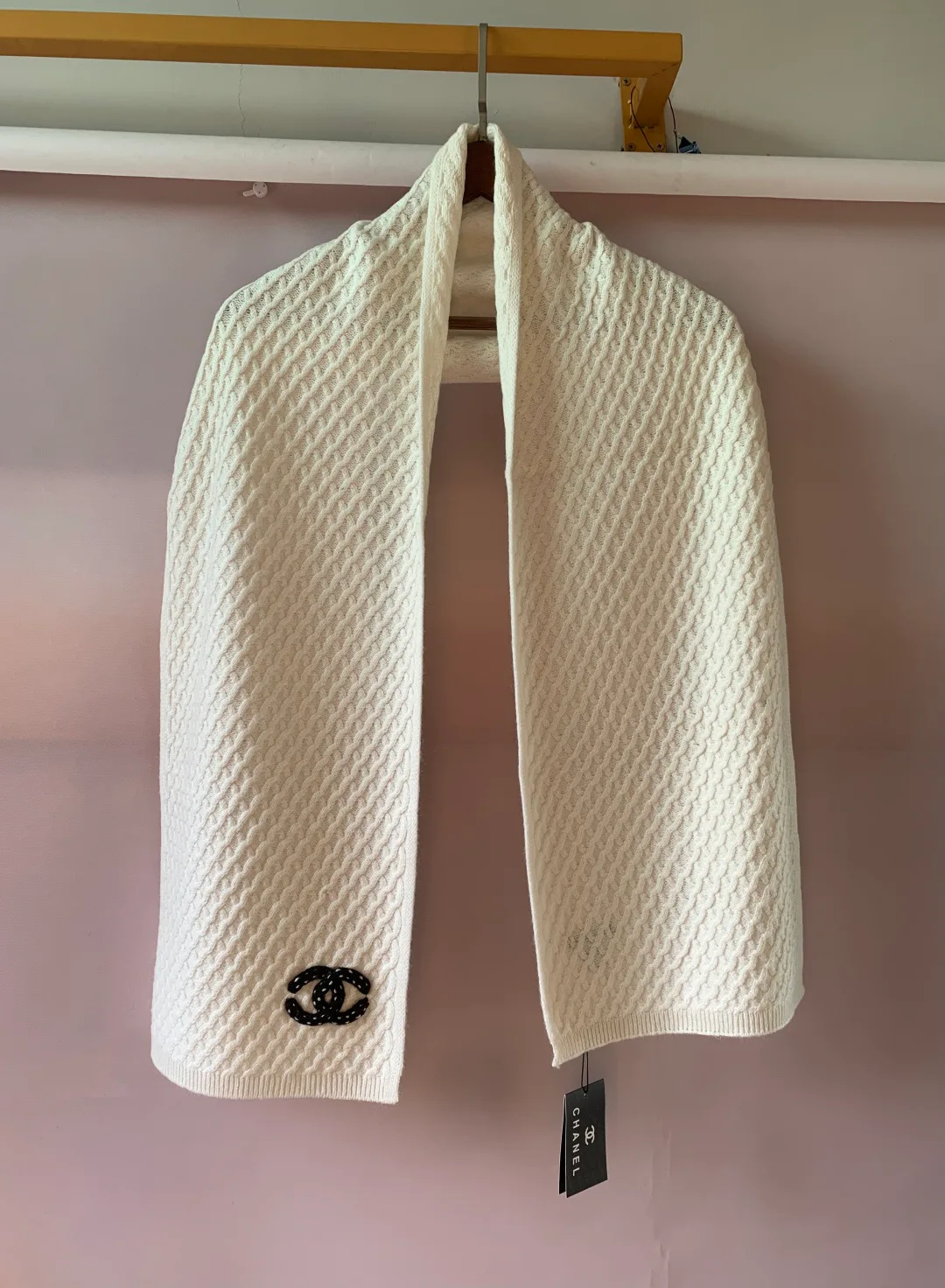 Шарфы Chanel 18555805