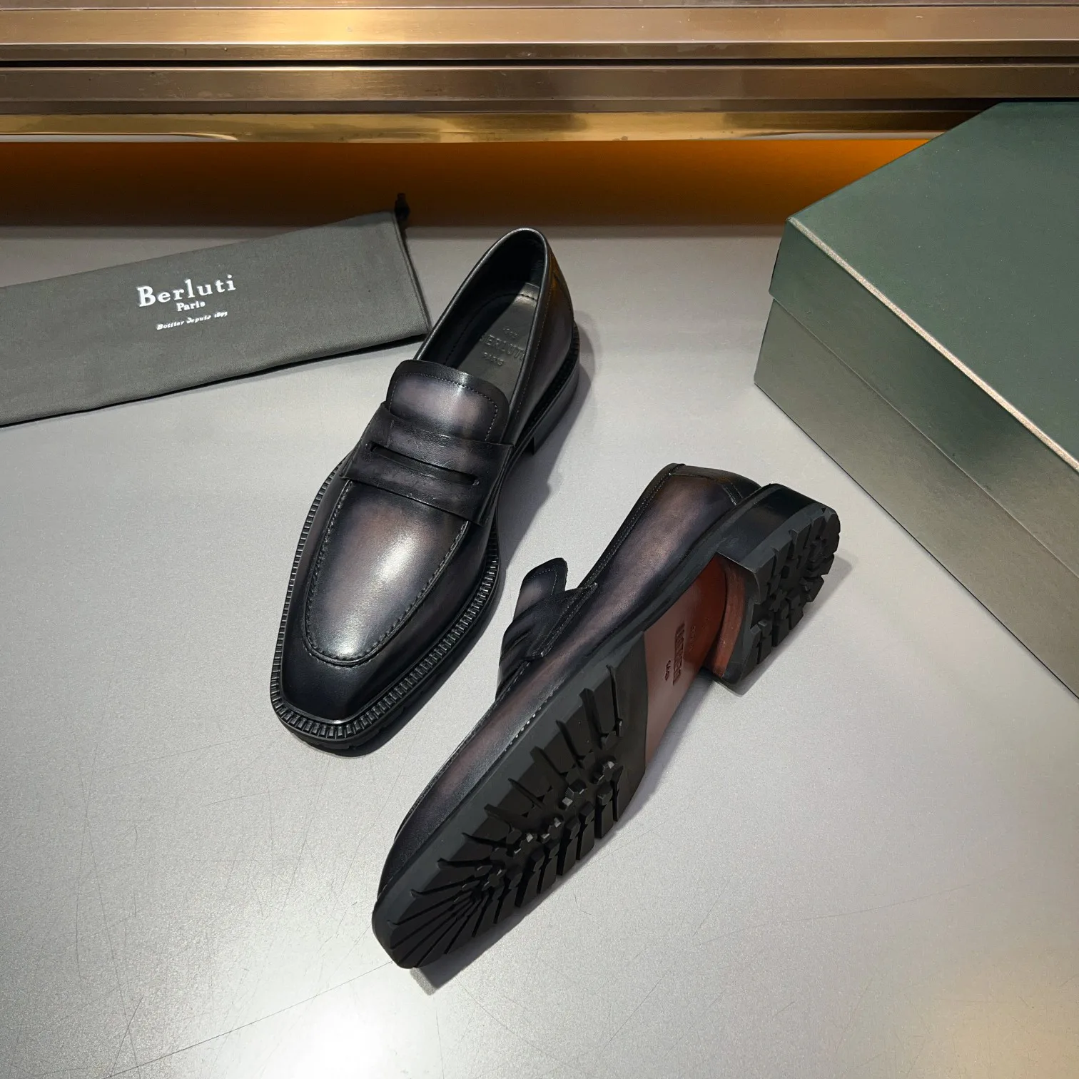 Men's Loafers And Dress Shoes BERLUTI 17955317
