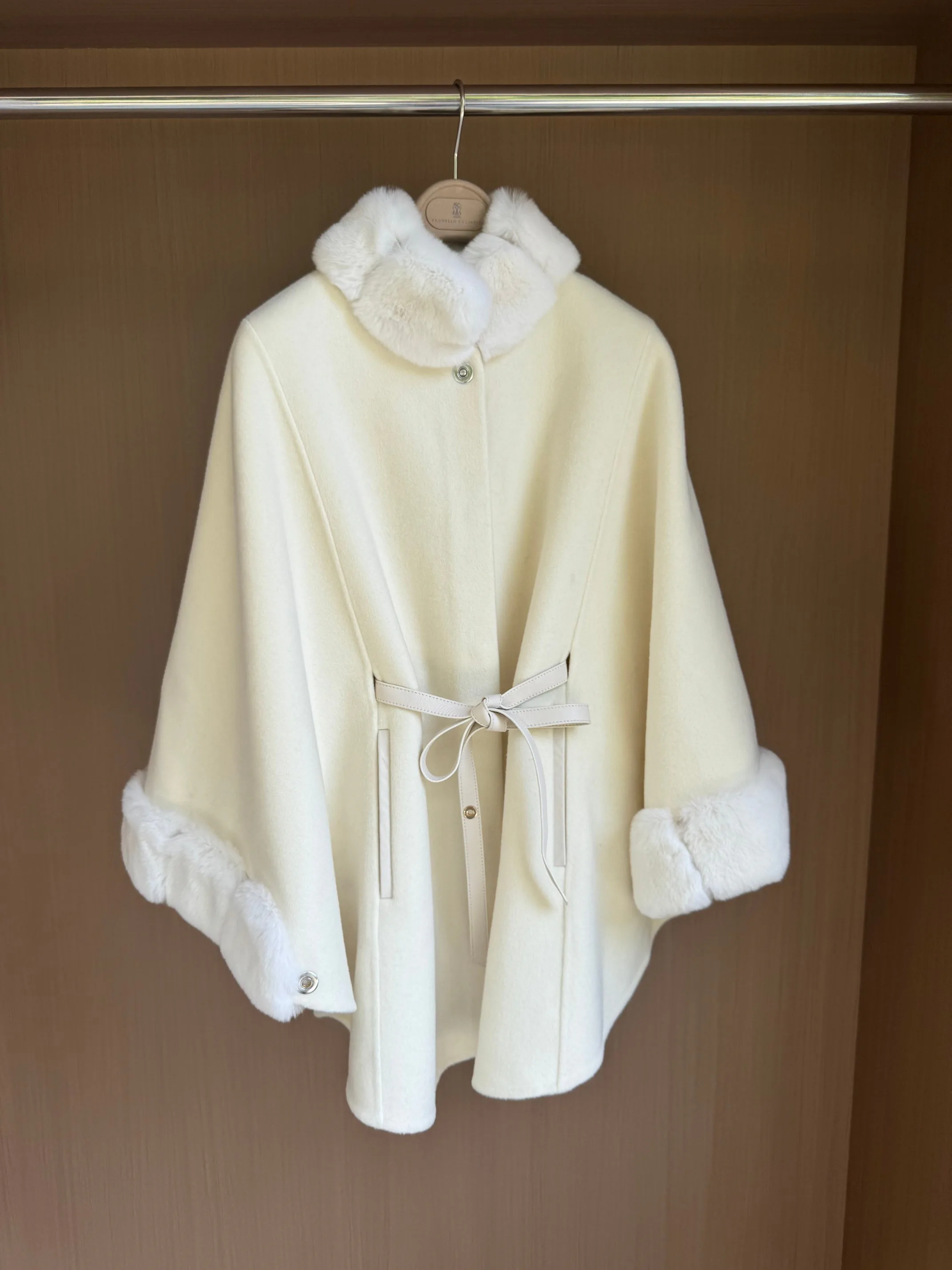 Women's Coats LORO PIANA 17958832