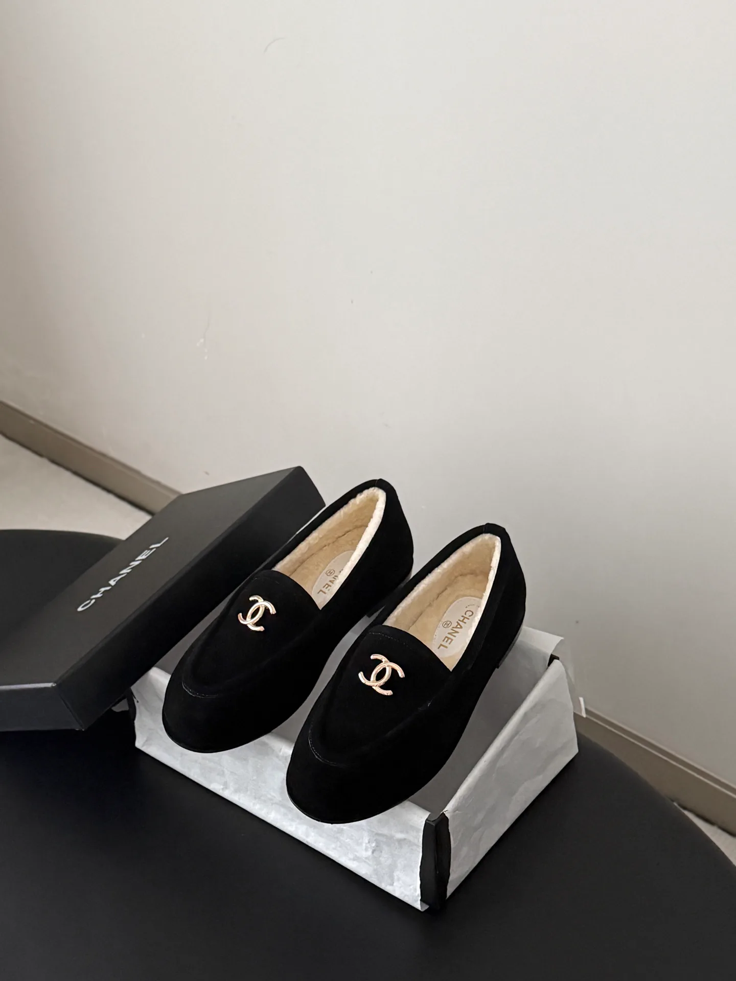 Women's Loafers And Moccasins CHANEL 18036244
