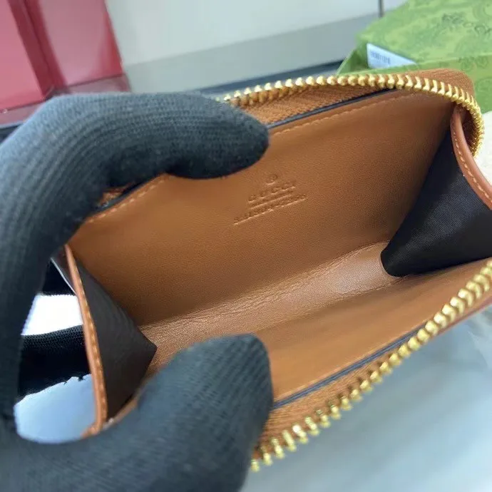 Women's Clutches GUCCI 17904051