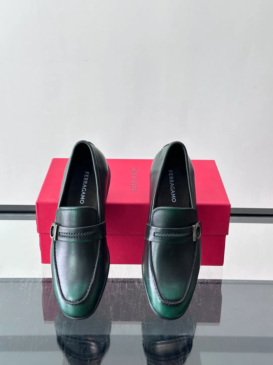 Men's Loafers And Dress Shoes SALVATORE FERRAGAMO 18079464