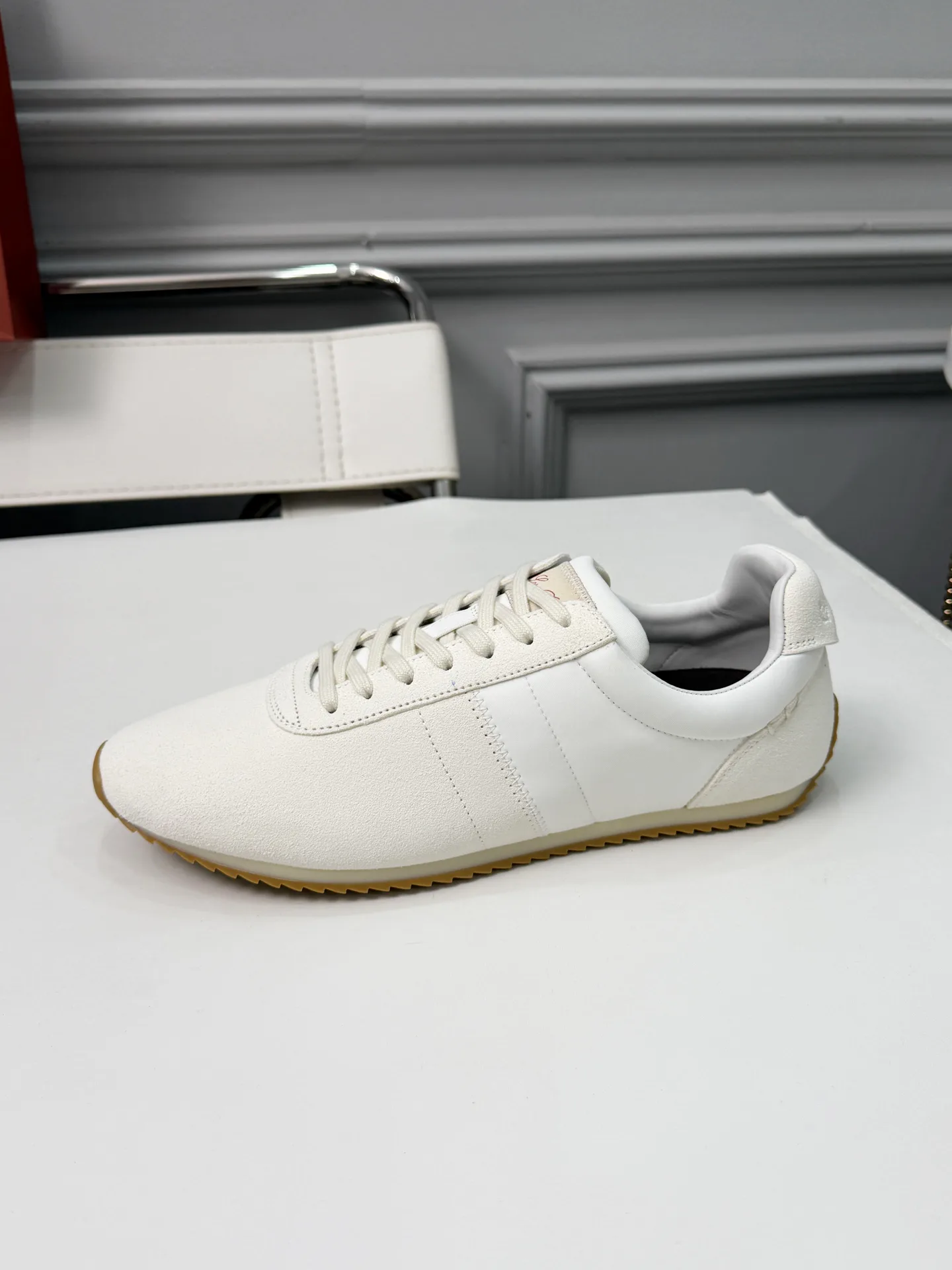 Women's Sneakers LORO PIANA 17467088