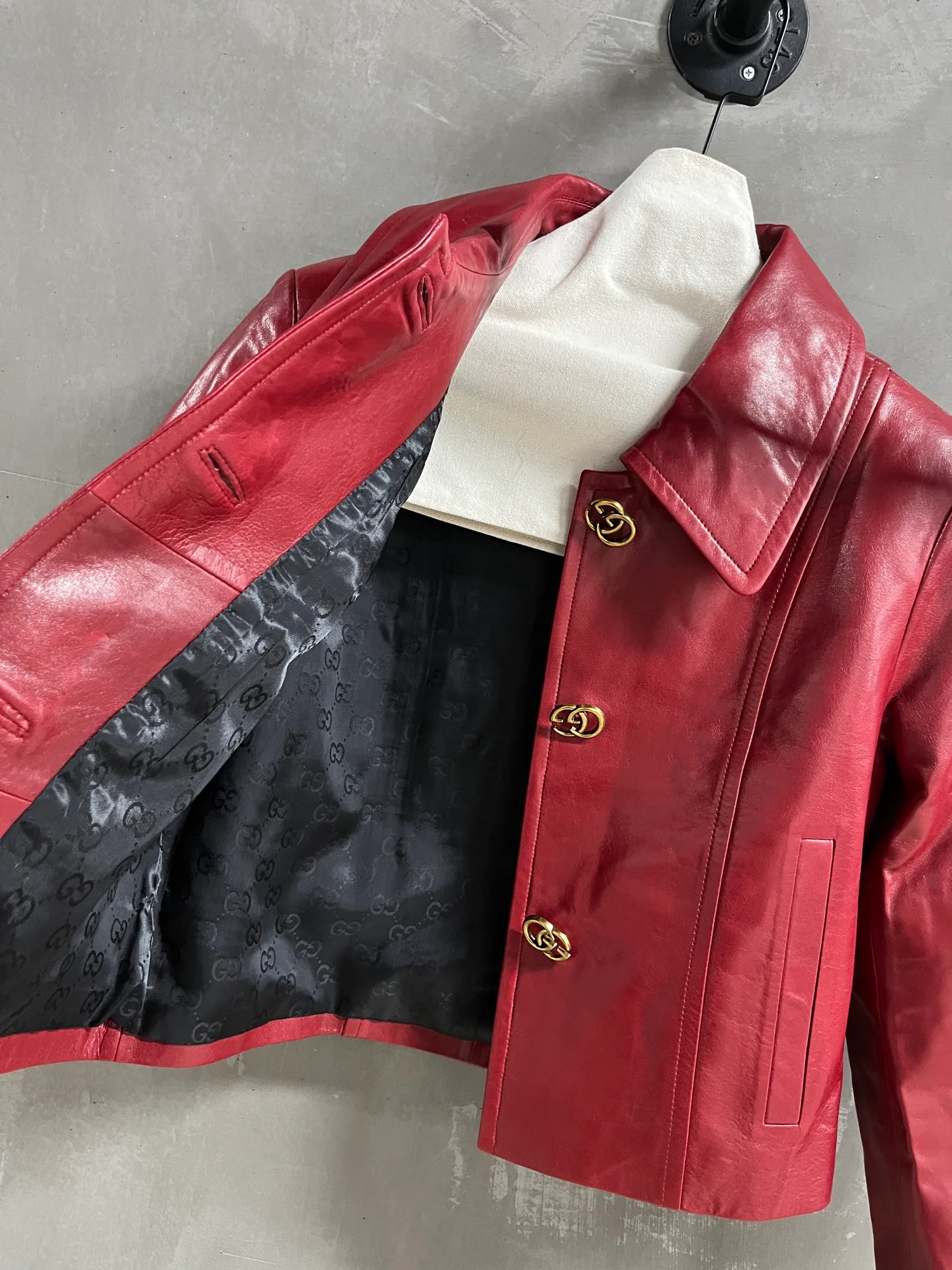 Women's Leather Jackets And Sheepskin Coats GUCCI 18172648