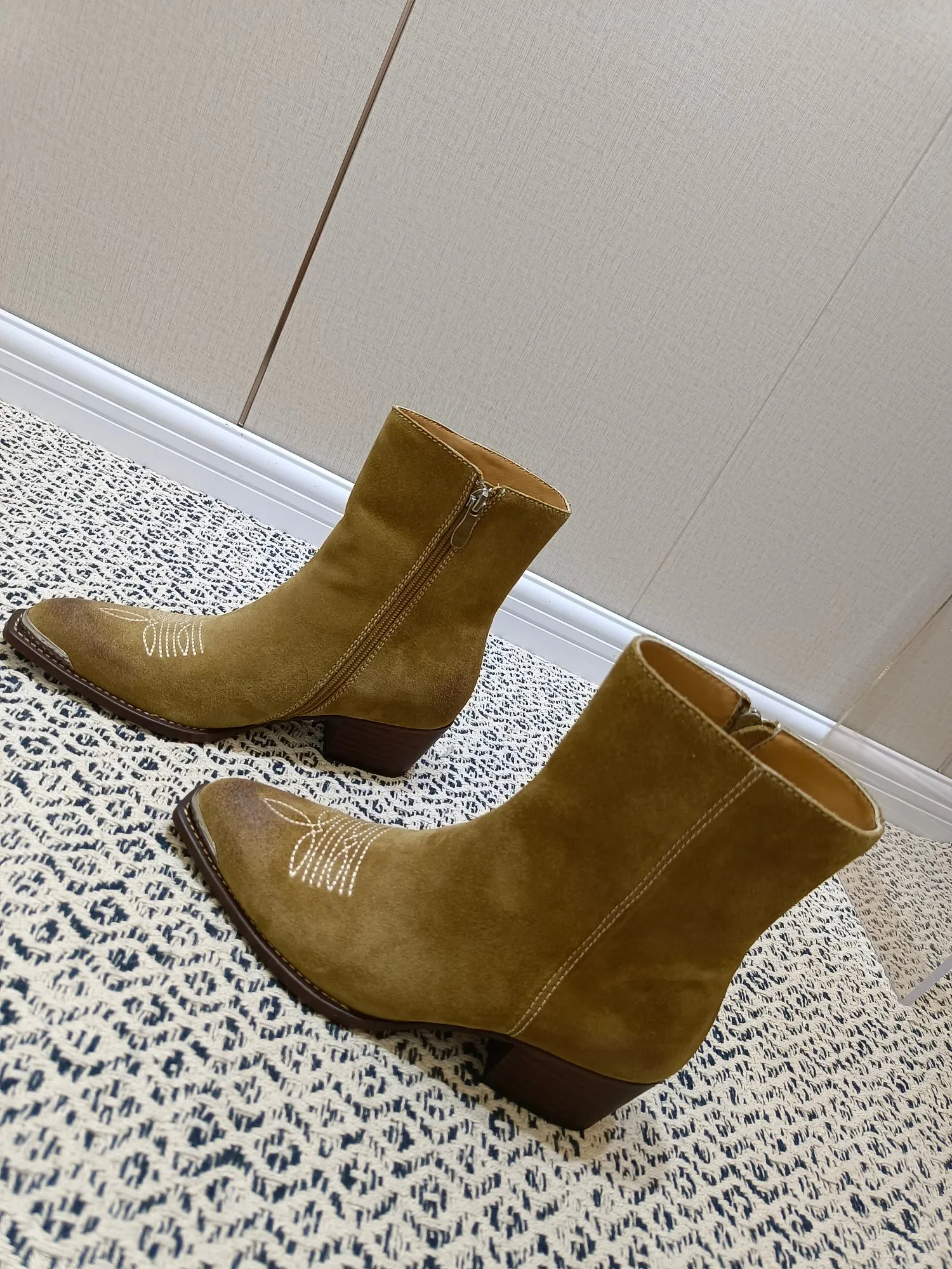 Women's Booties CELINE 17997777