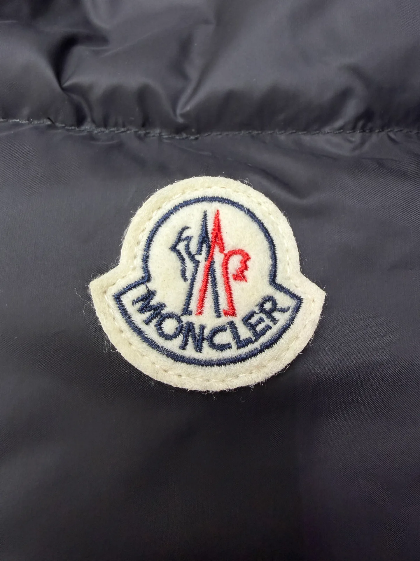 Women's Jackets And Down Jackets MONCLER 18111723