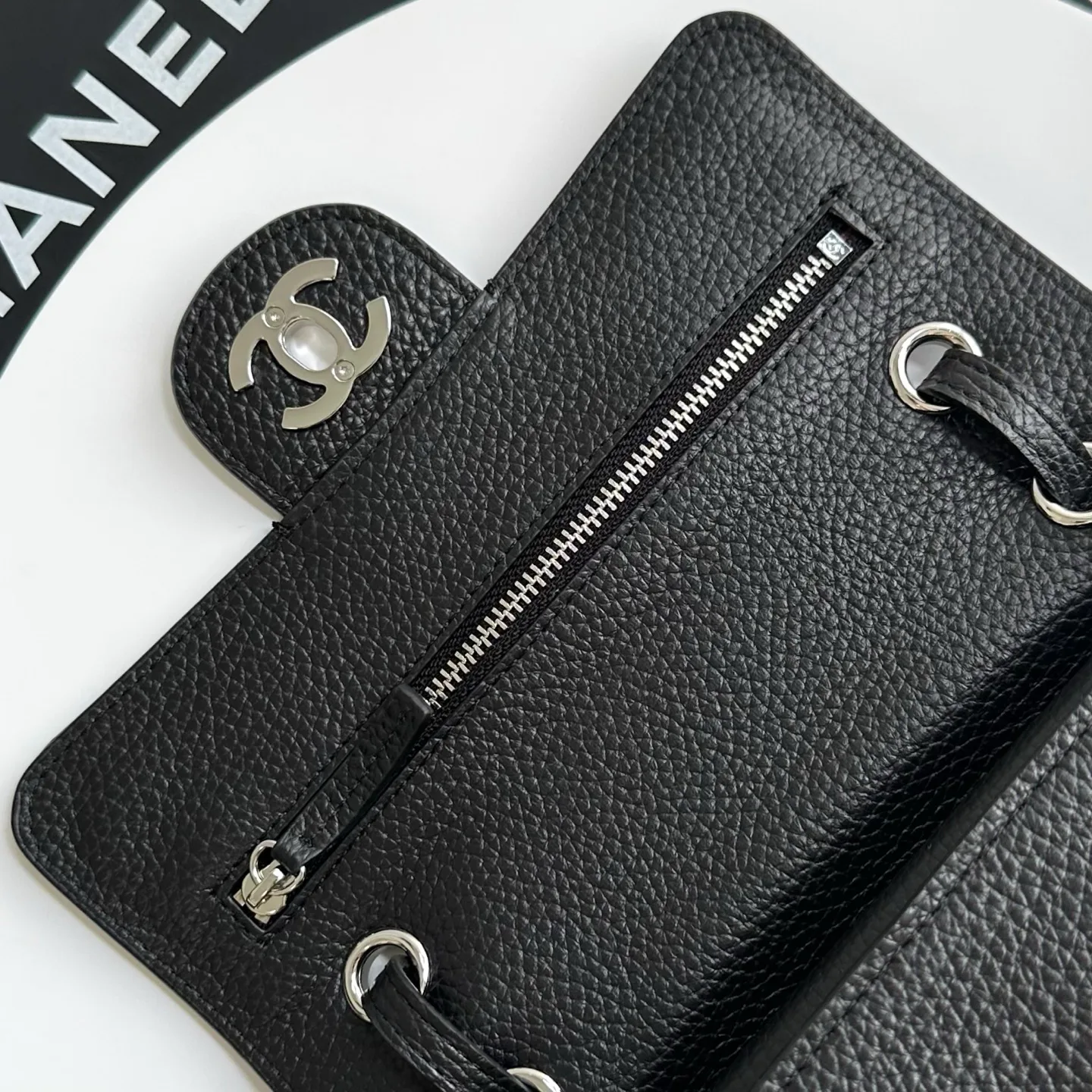 Классические Сумки Женские Chanel 18588897