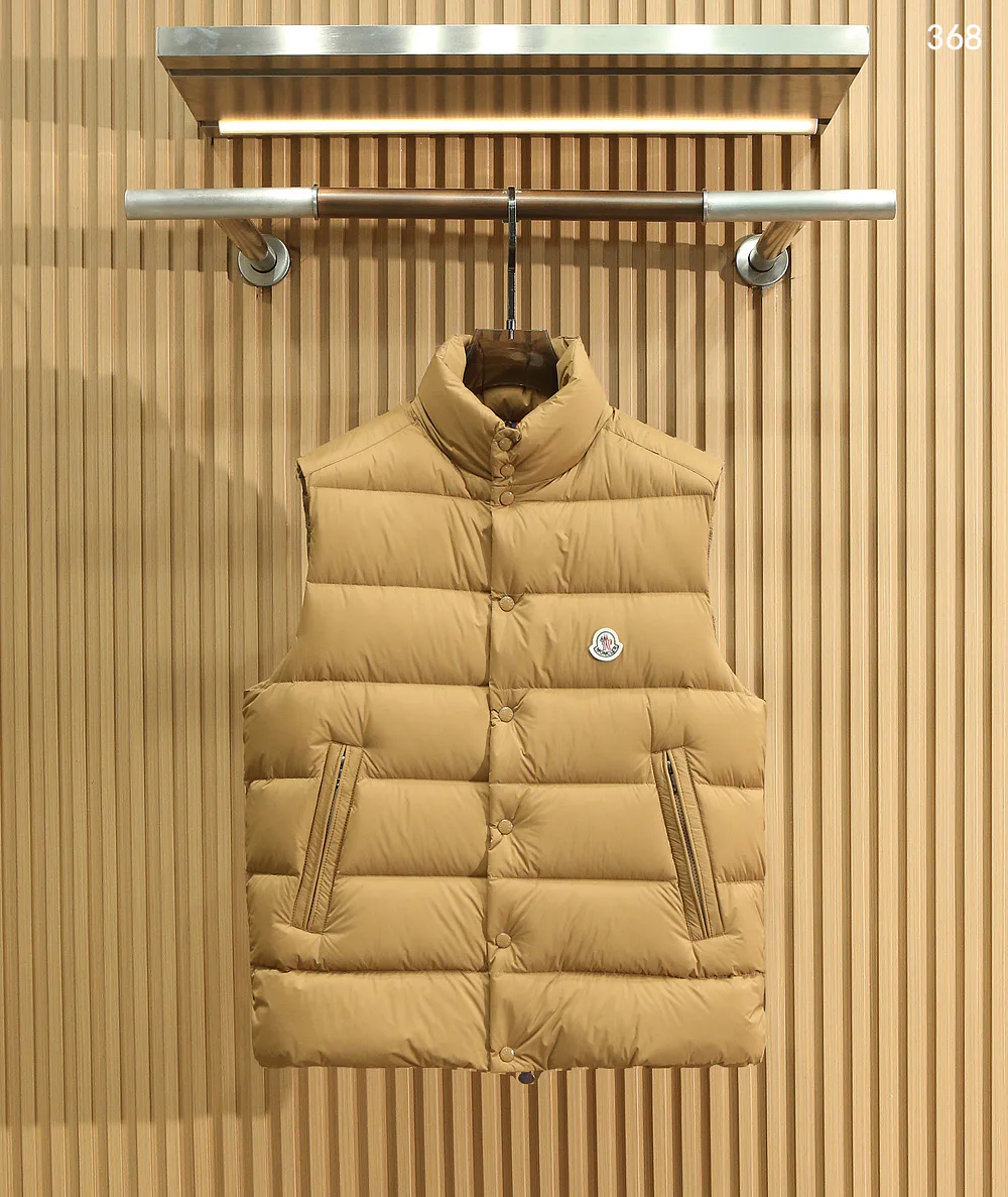 Men's Vests MONCLER 18345550
