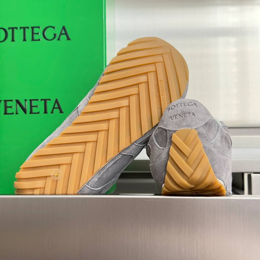 Women's Sneakers BOTTEGA VENETA 17771979