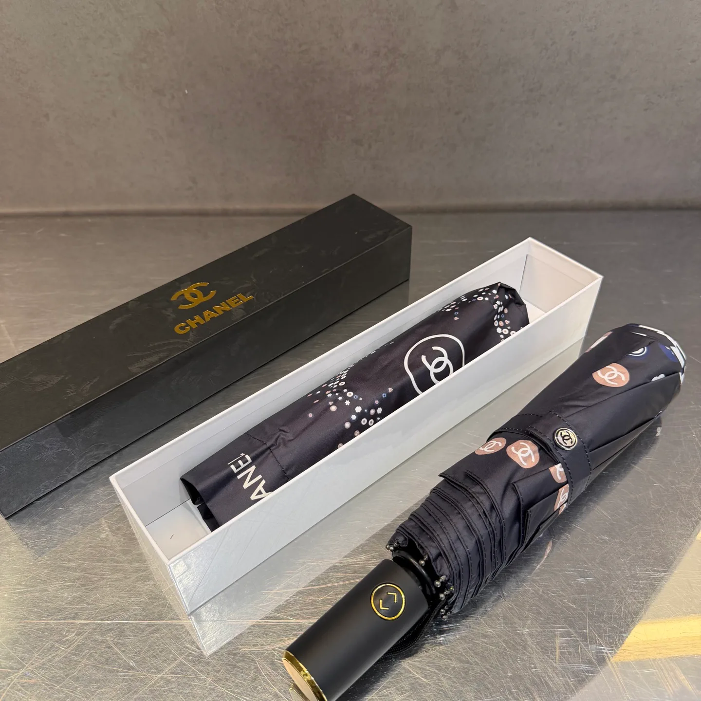 Umbrellas CHANEL 17350234