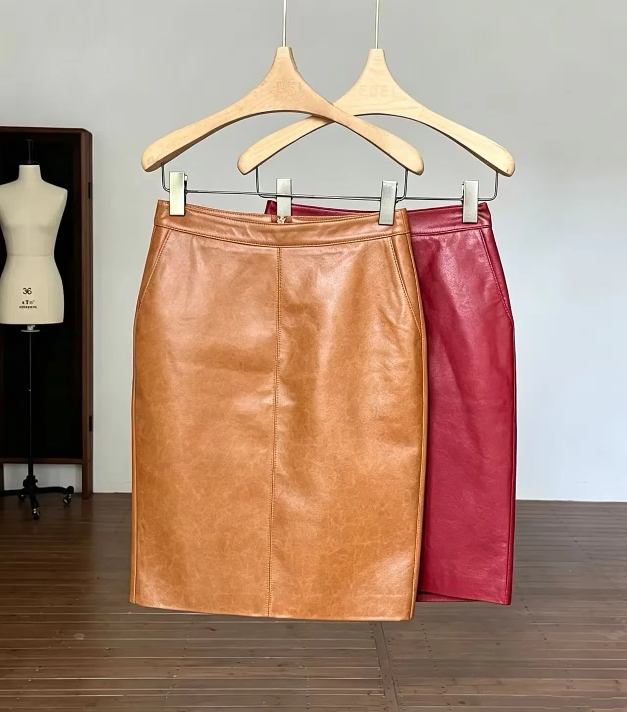 Women's Skirts SAINT LAURENT 19532425