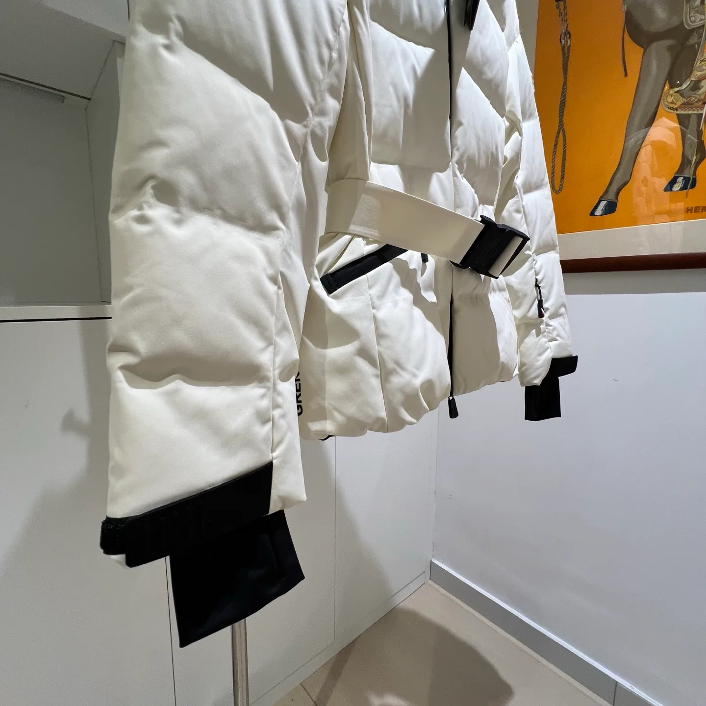 Women's Jackets And Down Jackets MONCLER 18180078