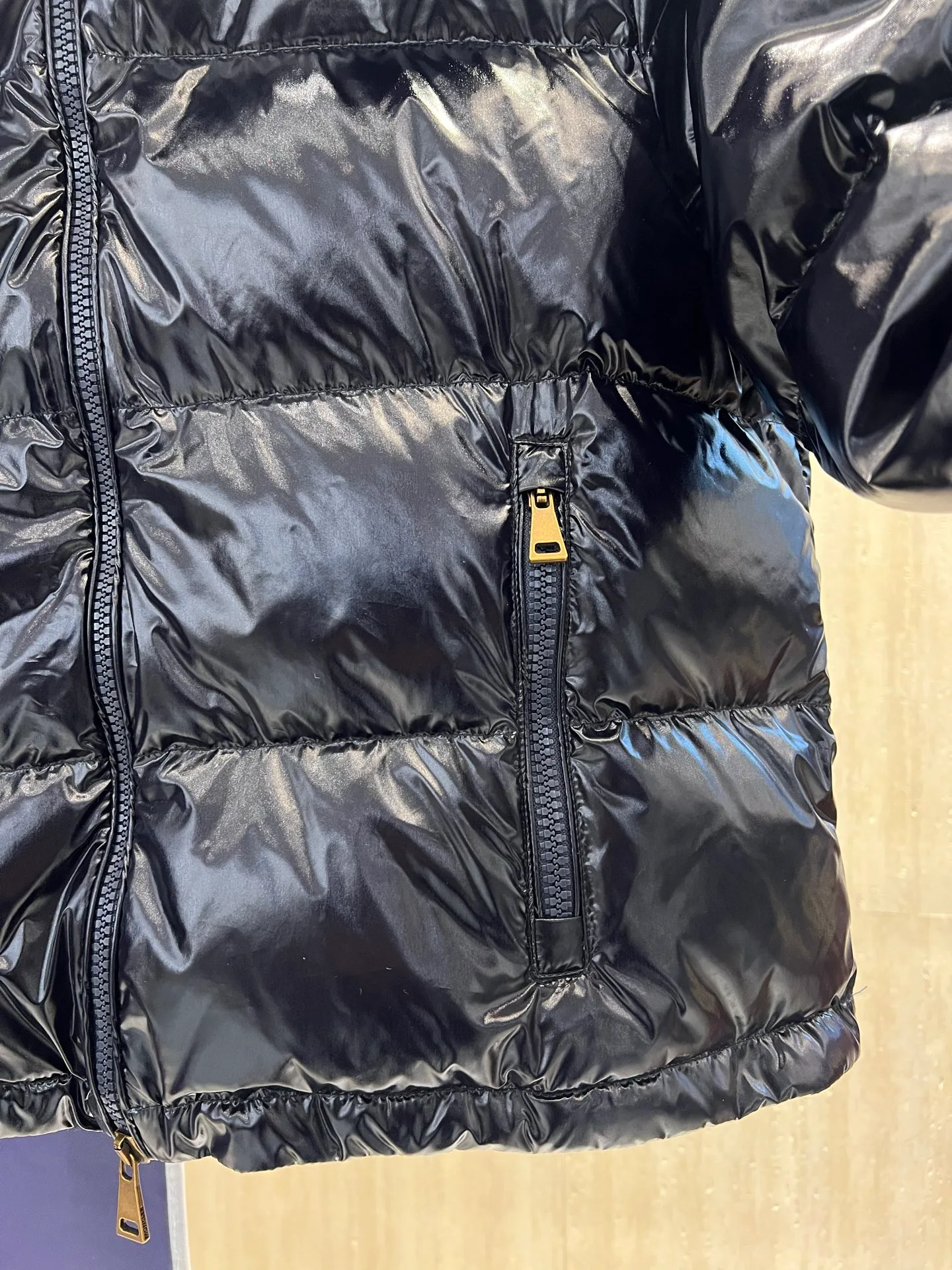 Men's Jackets And Down Jackets MONCLER 18231182