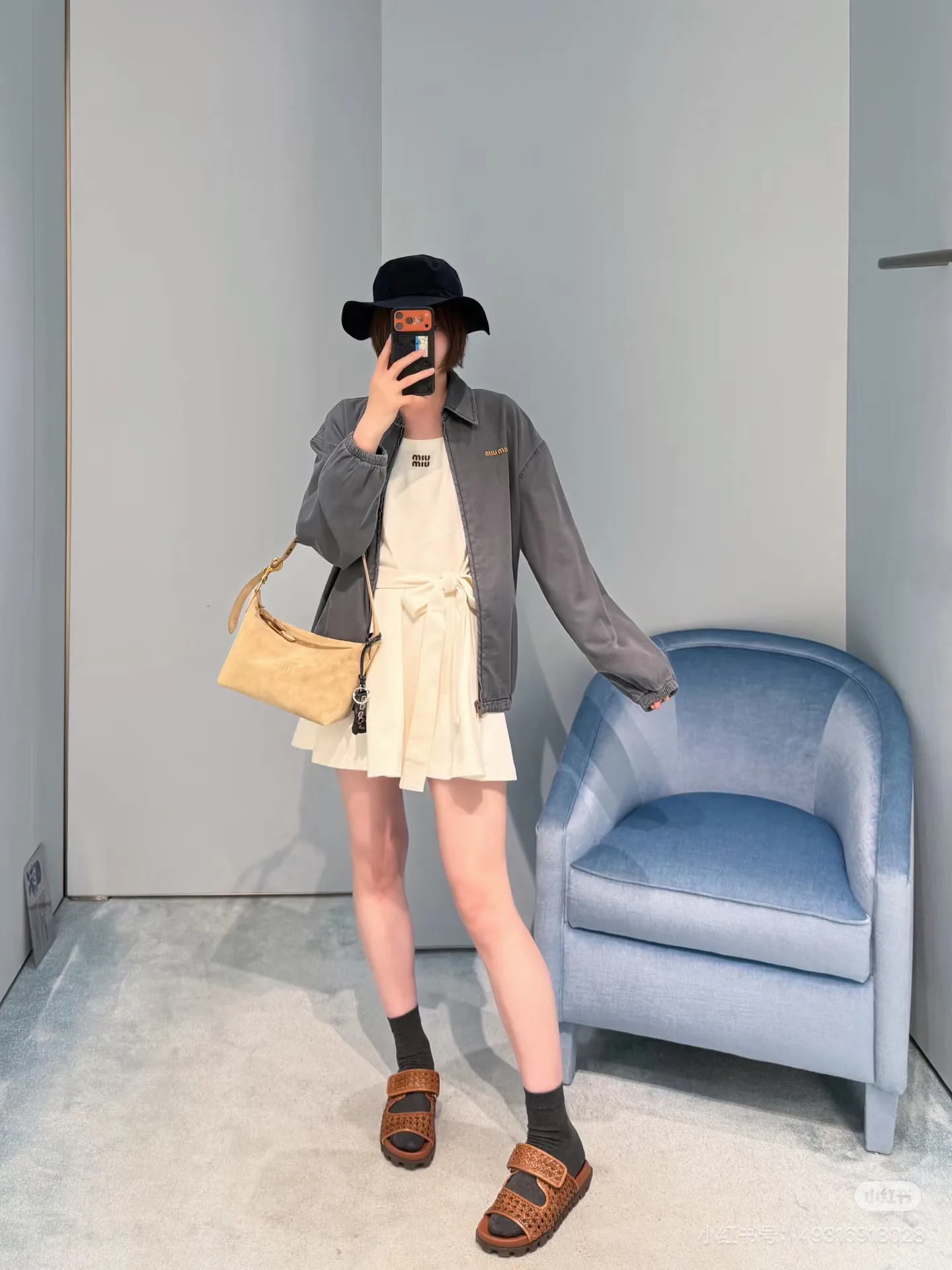 Women's Jackets And Down Jackets MIU MIU 17996036