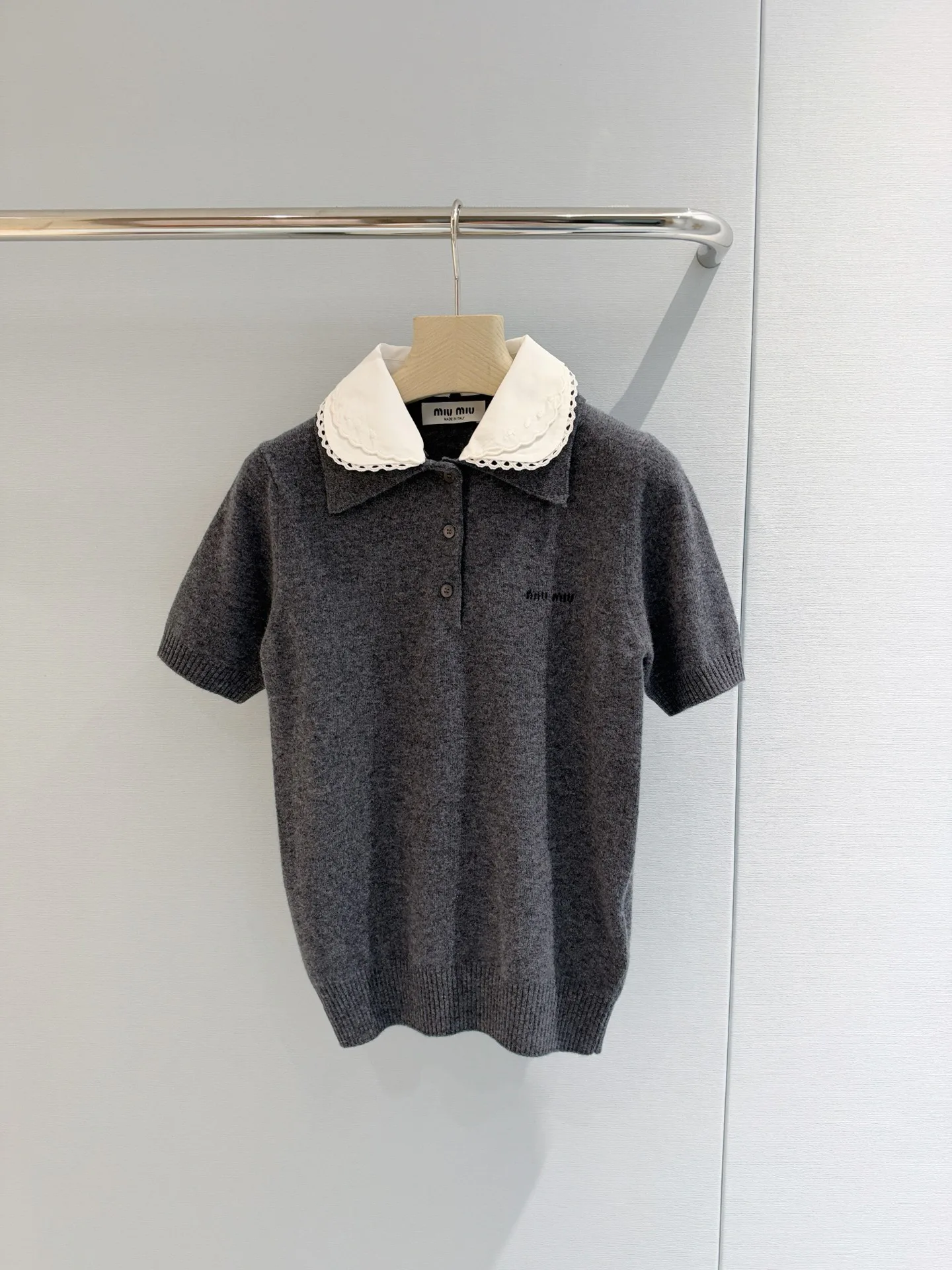 Women's Jumpers And Sweaters MIU MIU 19580186