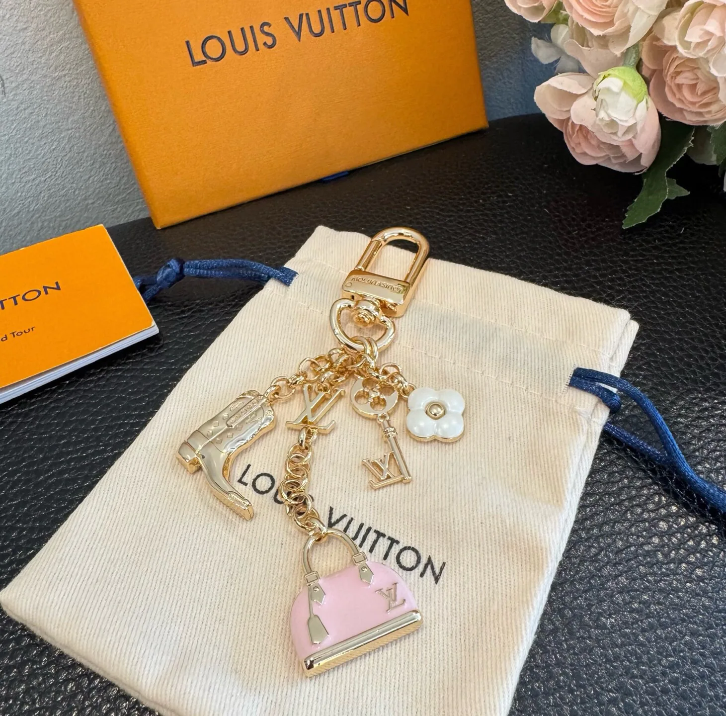 Key Cases LOUIS VUITTON 18013287