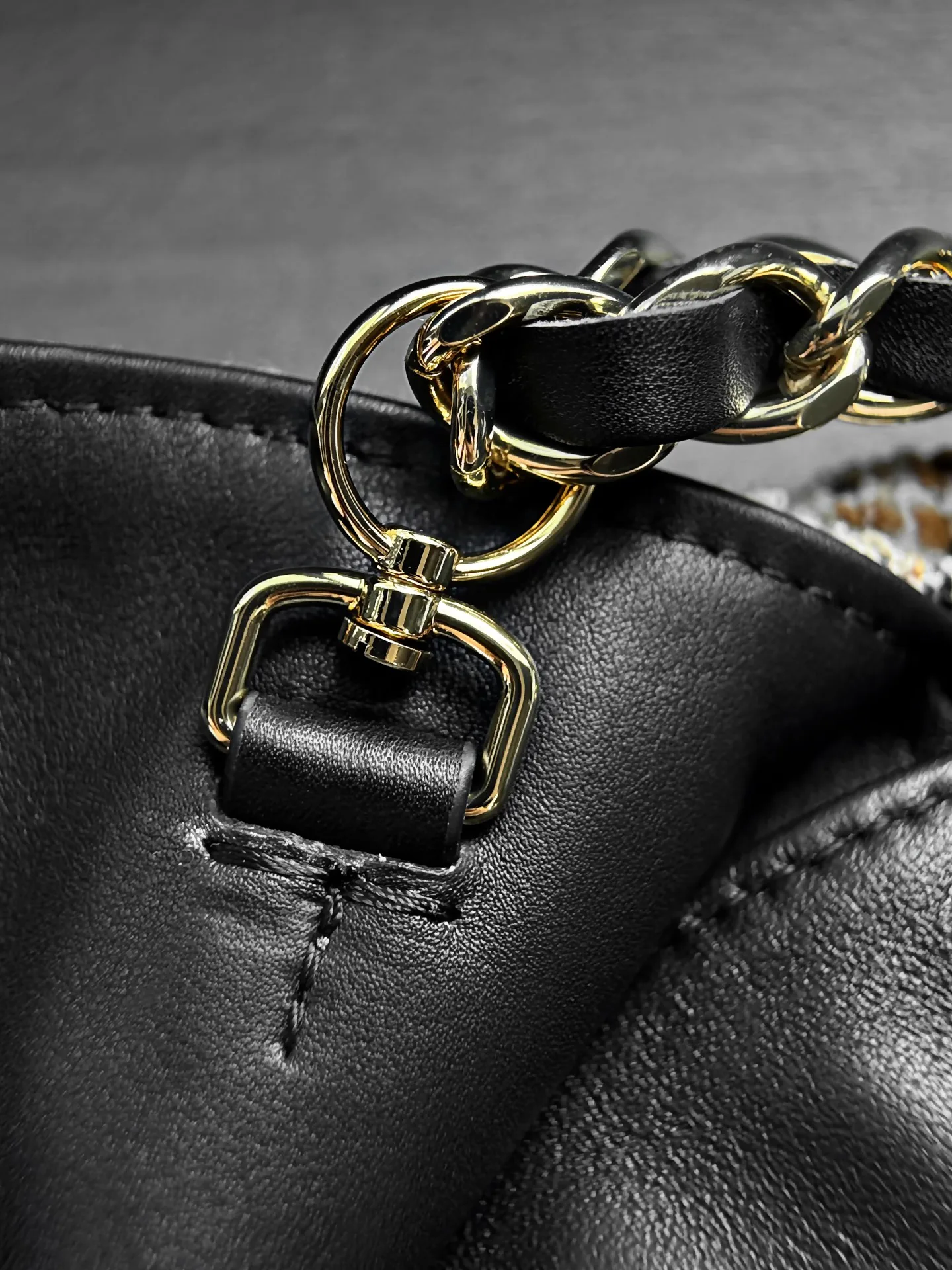 Women's Classic Handbags CHANEL 18147990