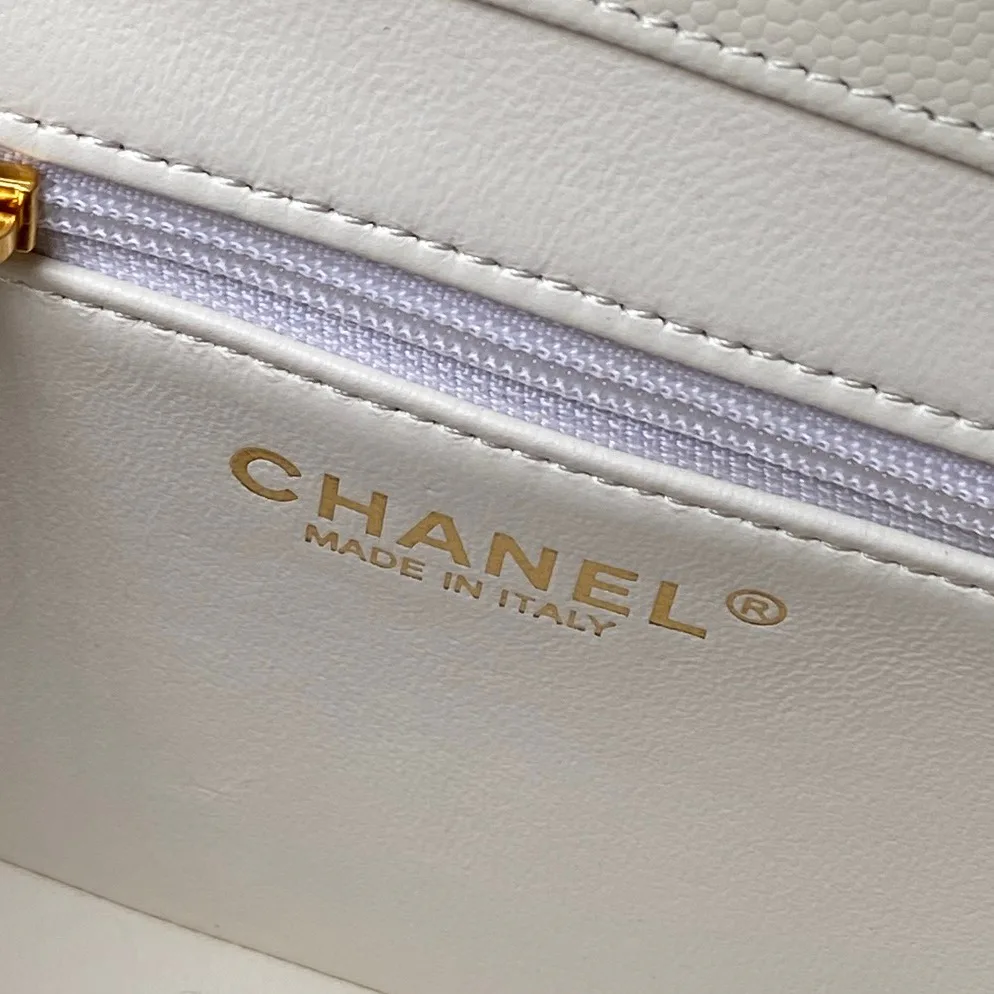 Women's Classic Handbags CHANEL 18207703