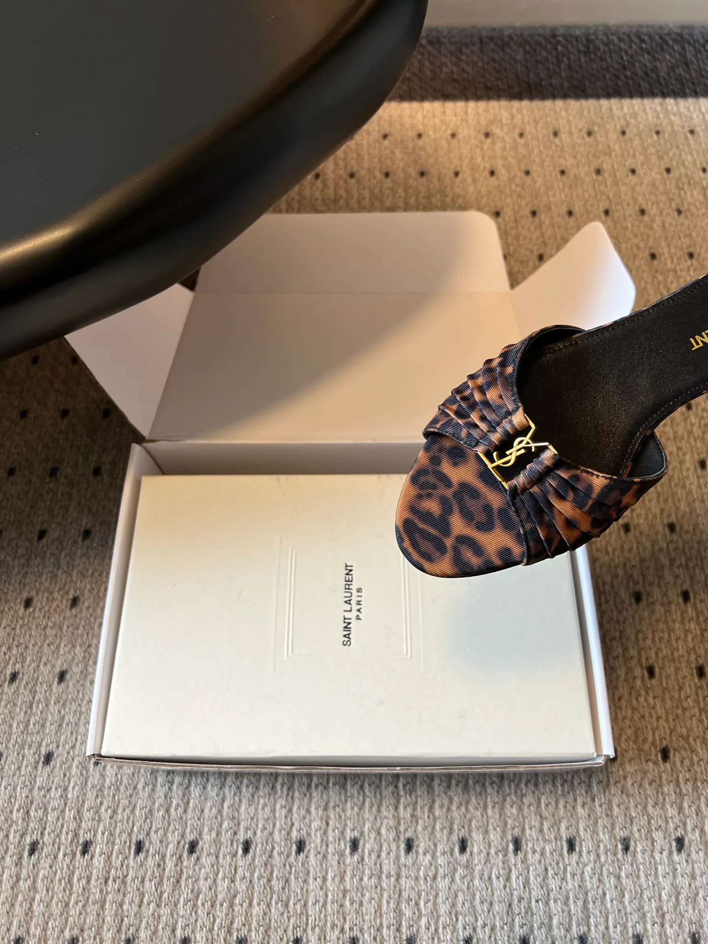 Women's Mules And Clogs SAINT LAURENT 17632133