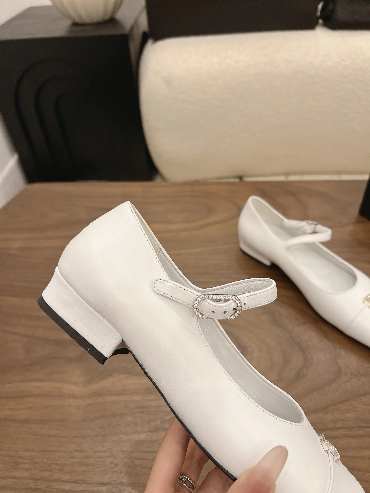 Women's Heels CHANEL 17582592