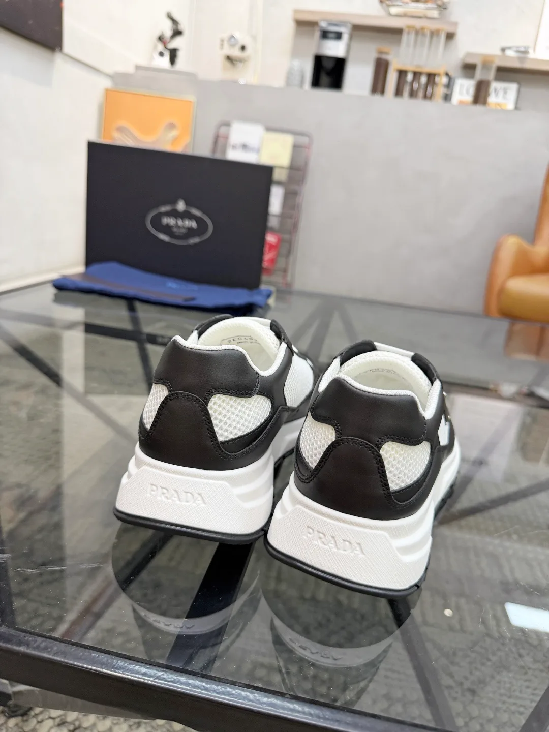 Men's Sneakers PRADA 18346372