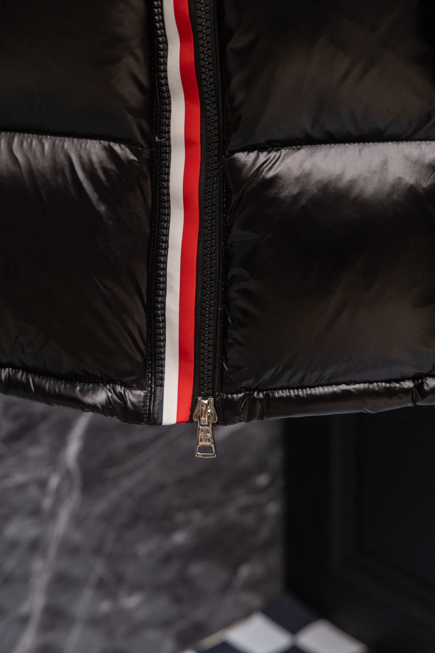 Men's Jackets And Down Jackets MONCLER 18179527