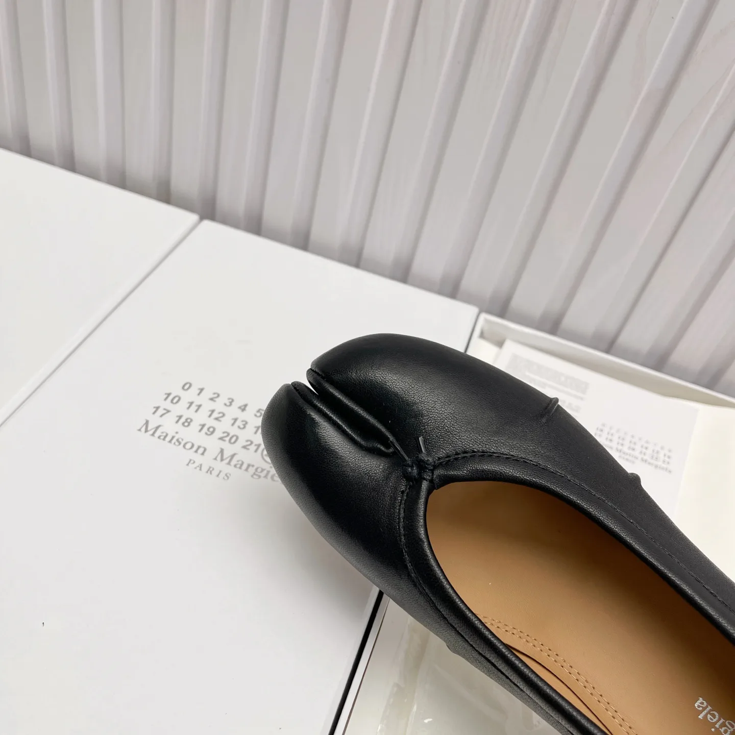 Women's Heels MAISON MARGIELA 18104537