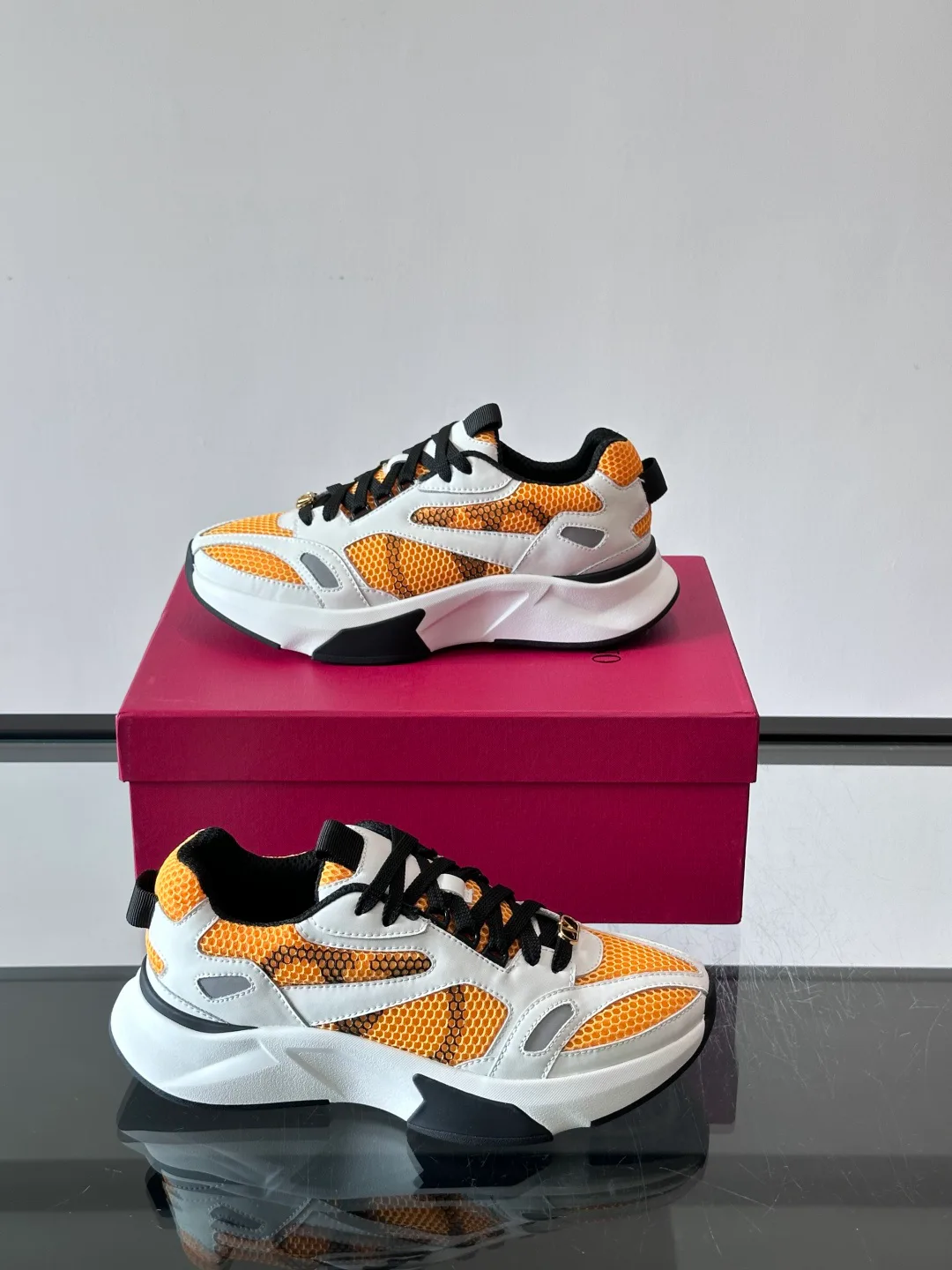 Men's Sneakers VALENTINO 17224120