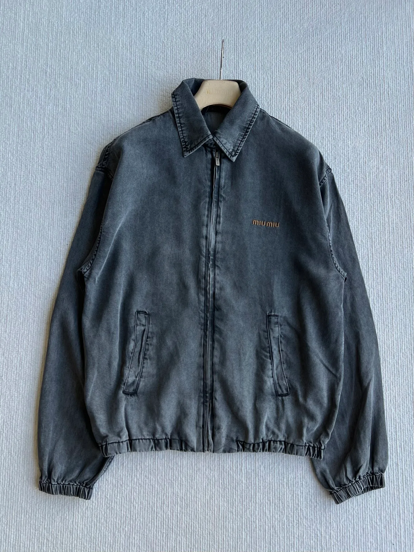 Women's Jackets And Down Jackets MIU MIU 18046823