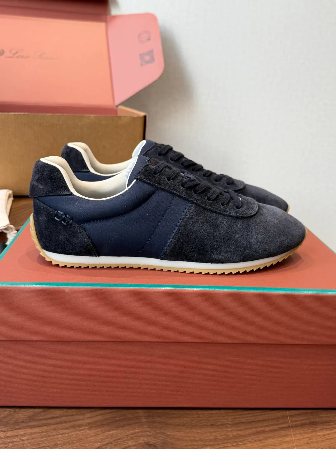 Women's Sneakers LORO PIANA 17535464