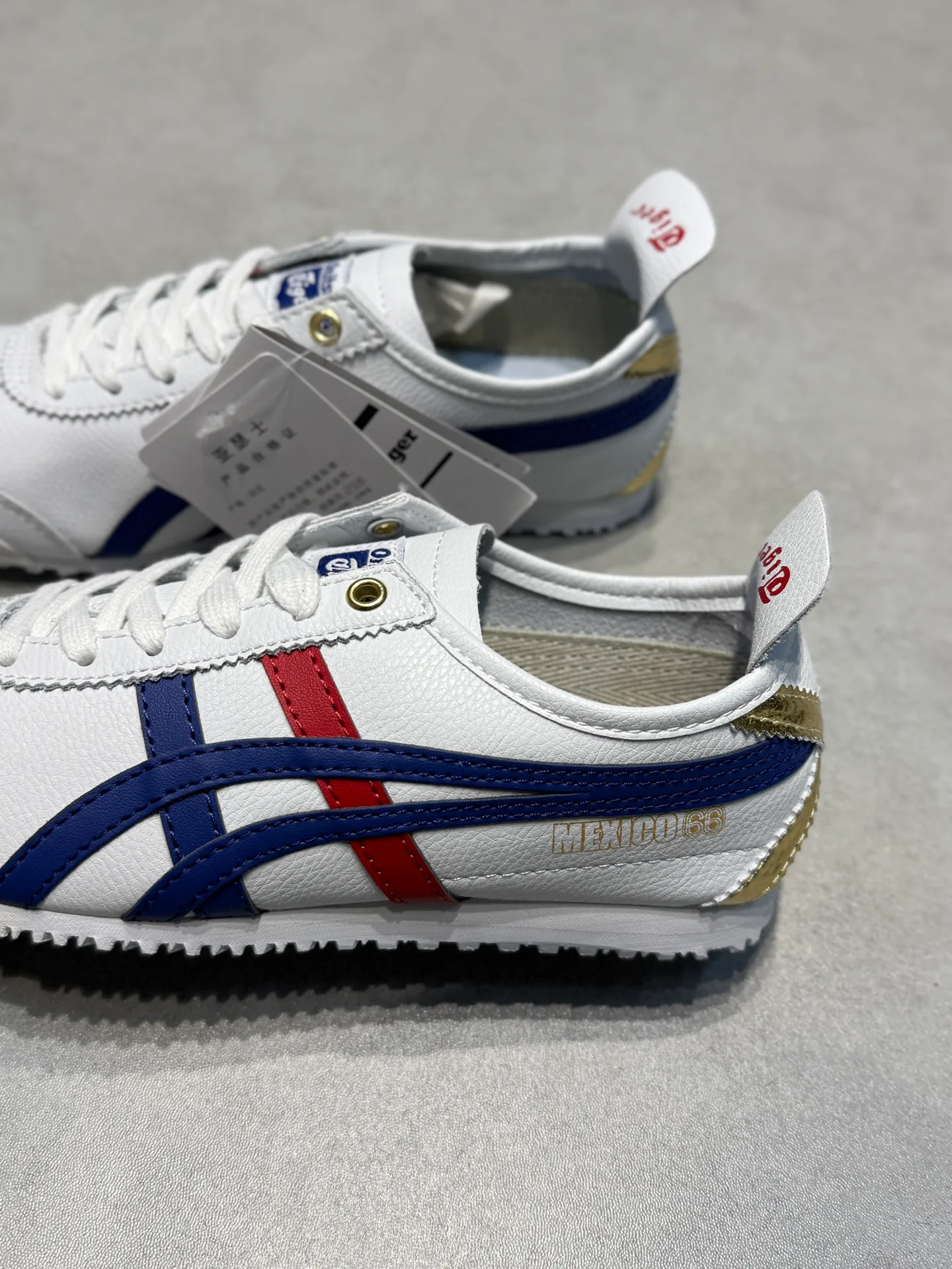 Women's Sneakers ASICS 18192629