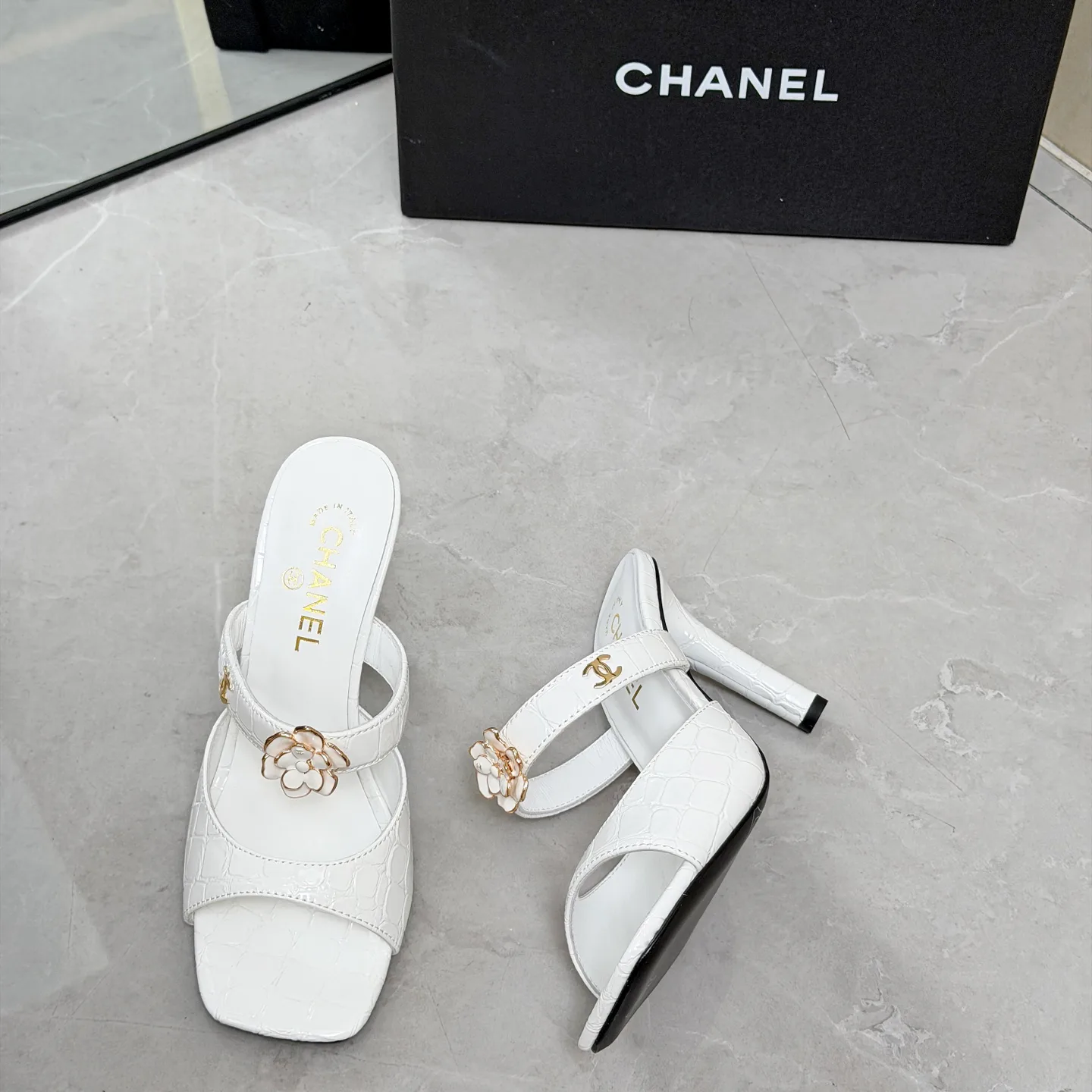 Women's Open-Toe Sandals CHANEL 17335029