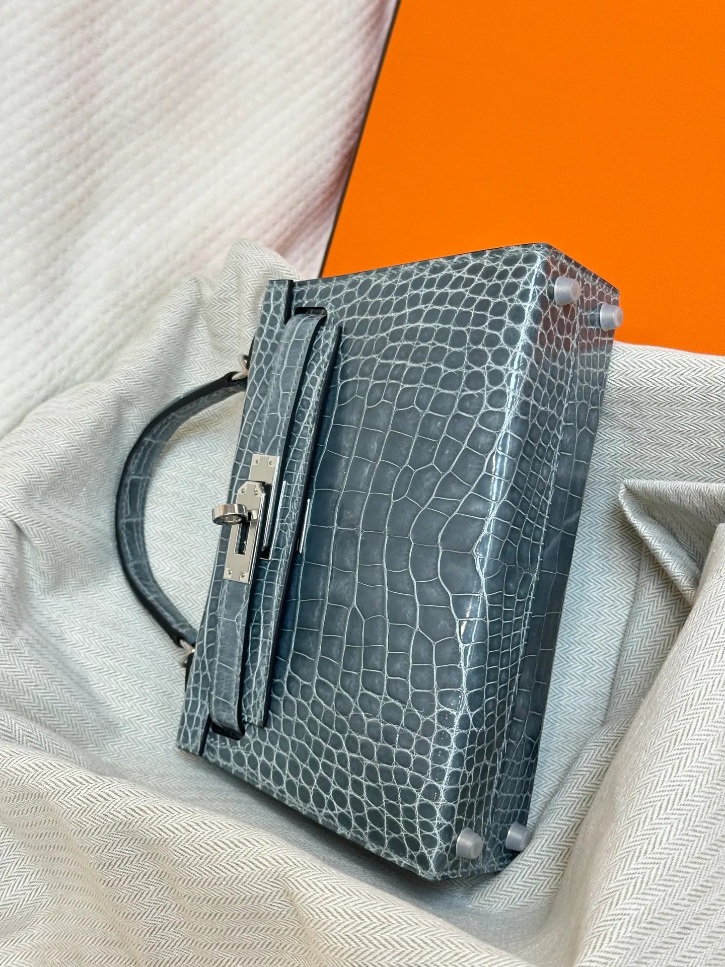 Women's Classic Handbags HERMES 18362071