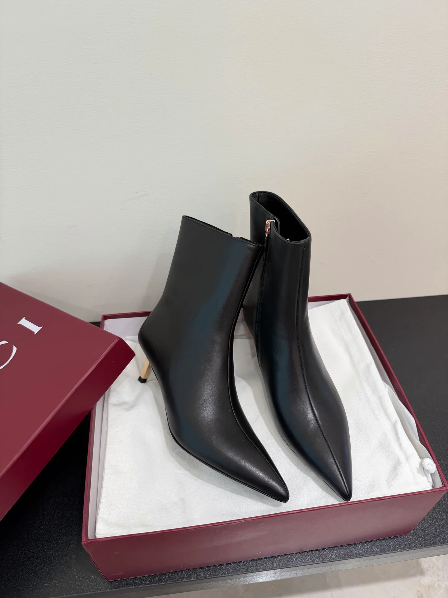 Women's Booties GUCCI 17813856
