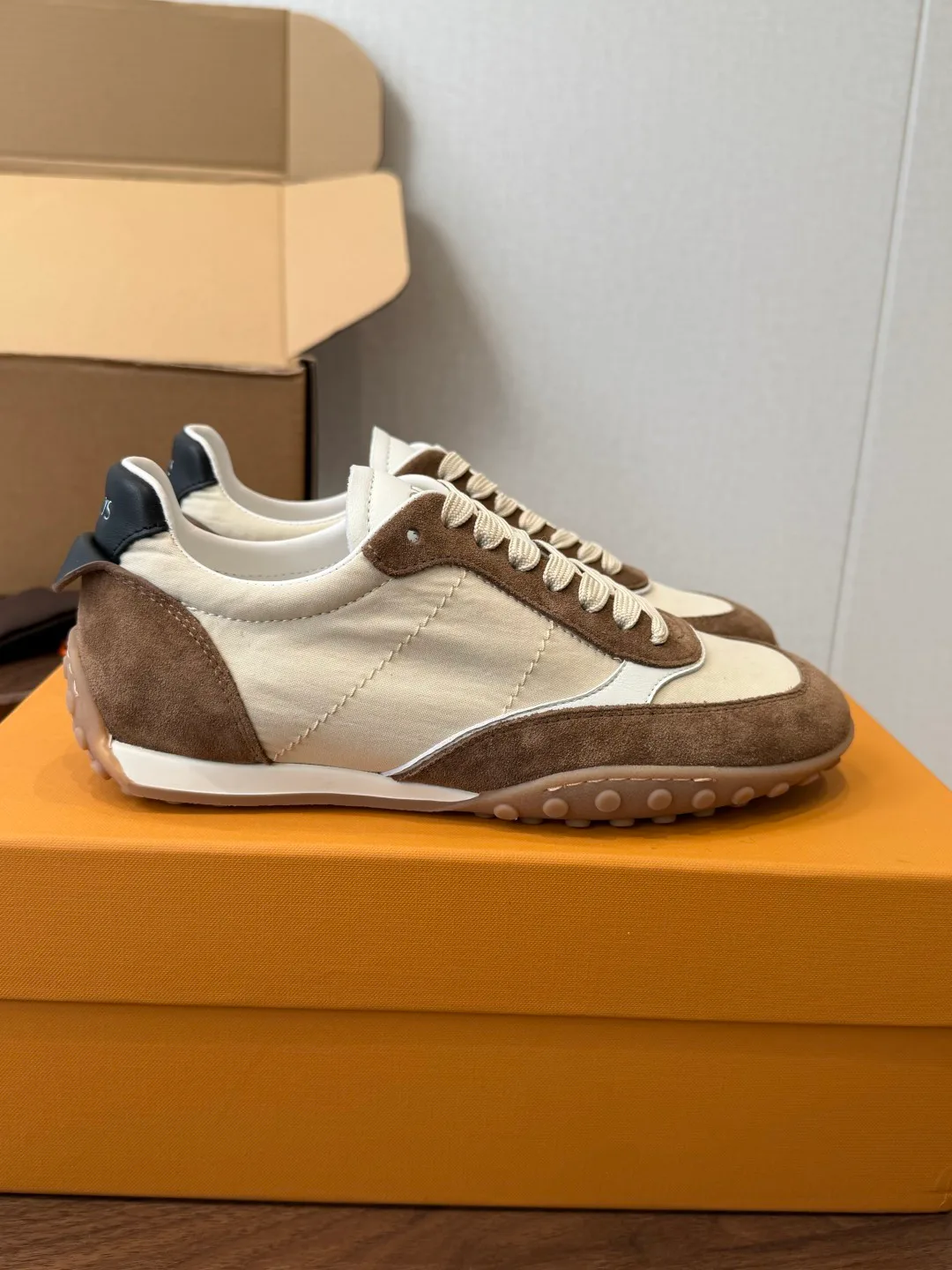 Кроссовки Женские Tod's 18687229