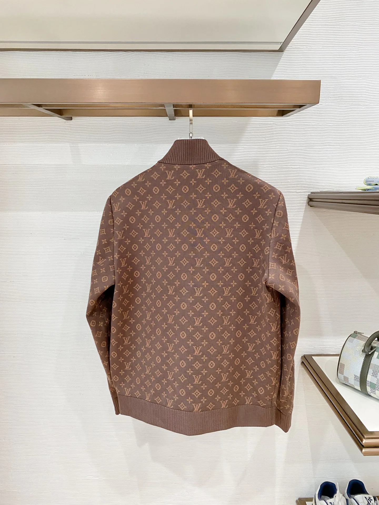 Men's Jackets And Down Jackets LOUIS VUITTON 18256687