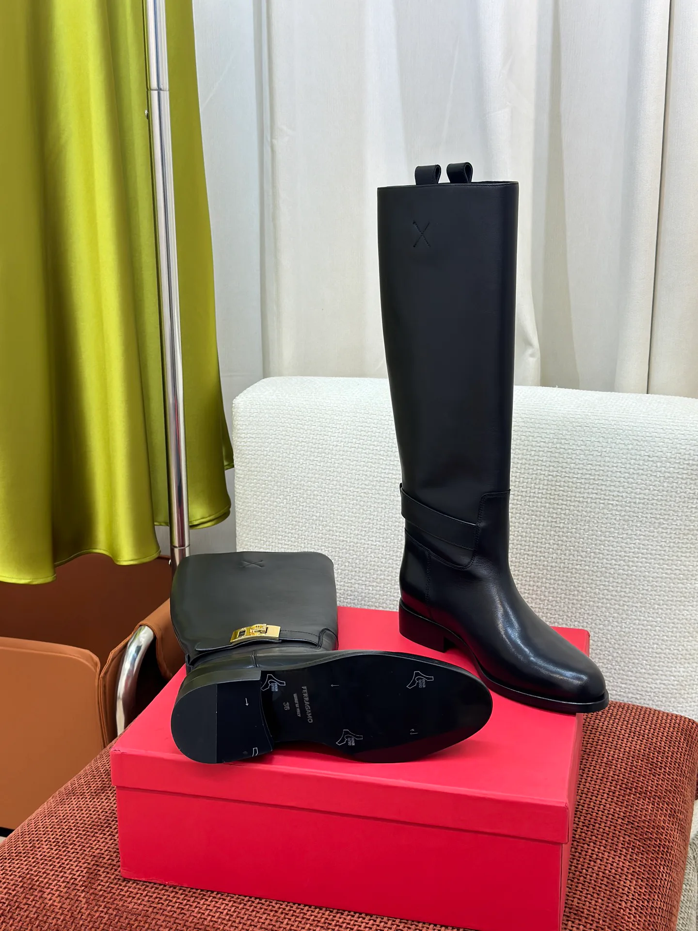 Women's Boots SALVATORE FERRAGAMO 18341975