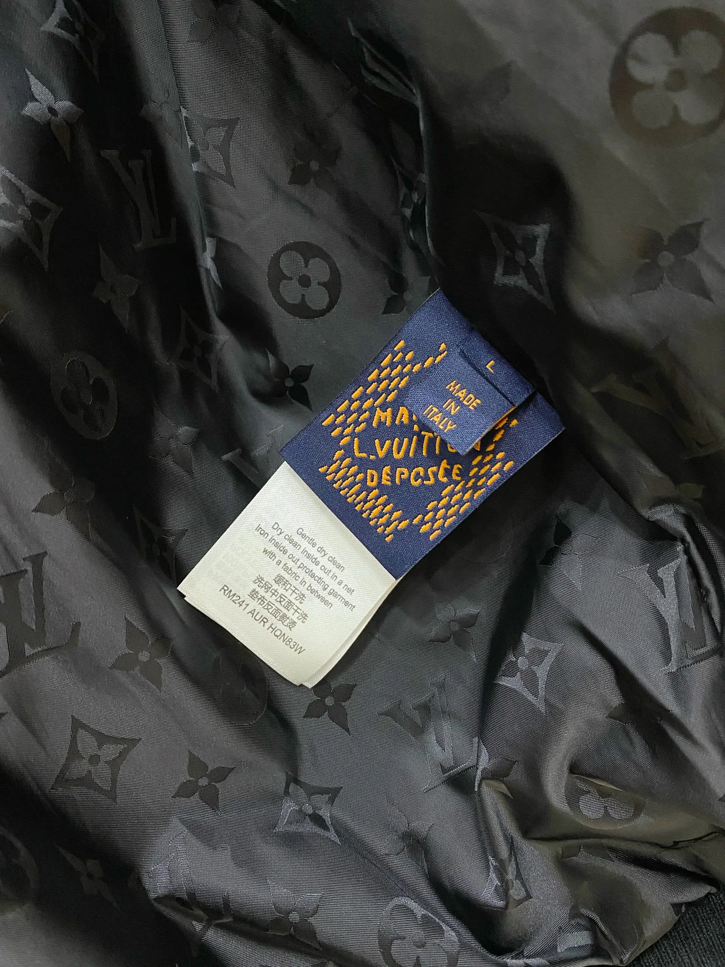 Men's Jackets And Down Jackets LOUIS VUITTON 18374654