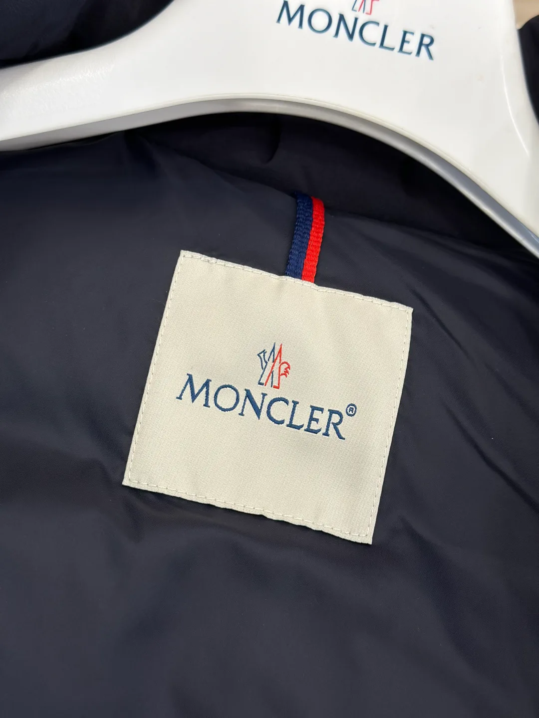 Men's Vests MONCLER 18260928
