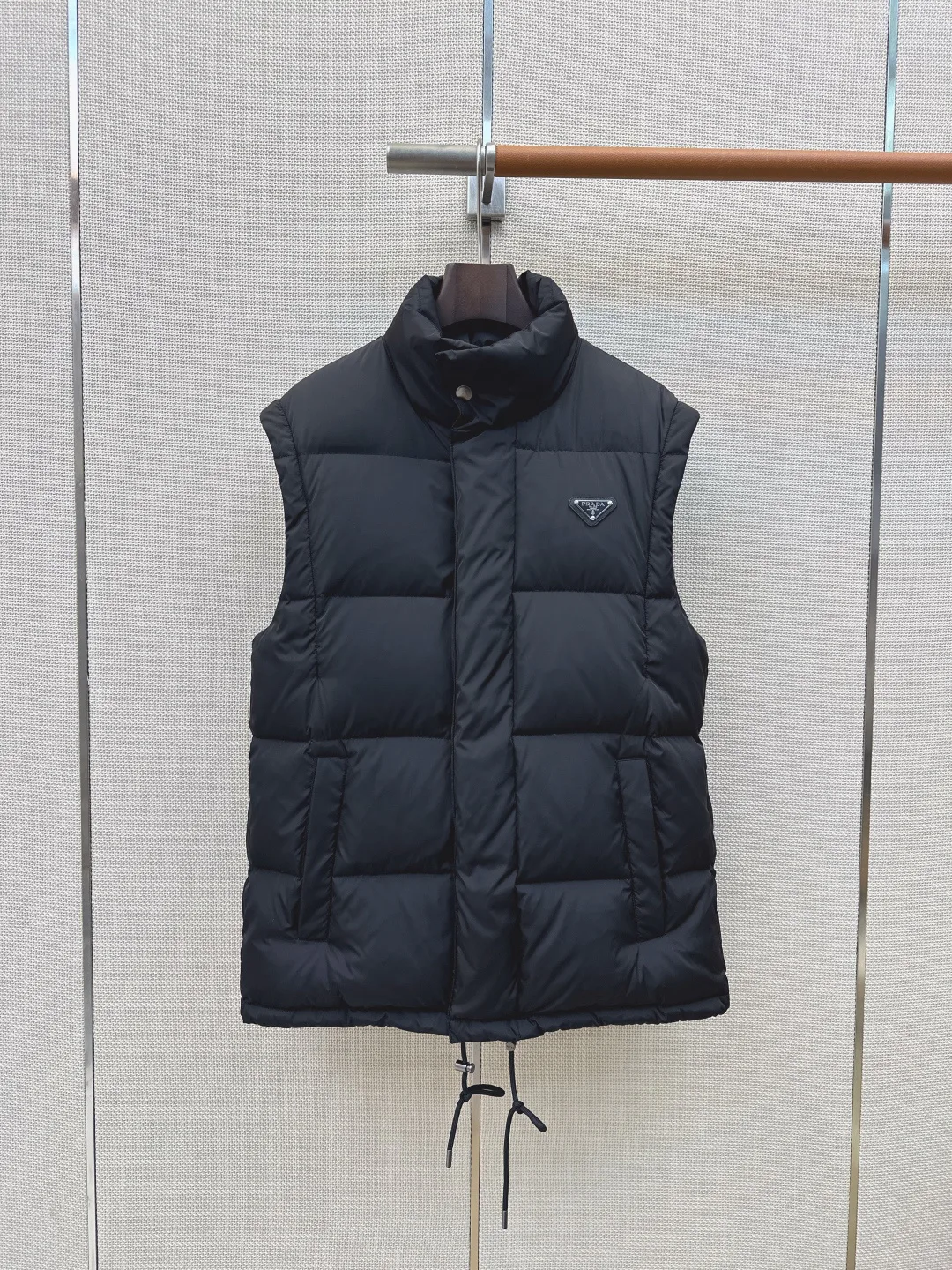 Women's Jackets And Down Jackets PRADA 18348218