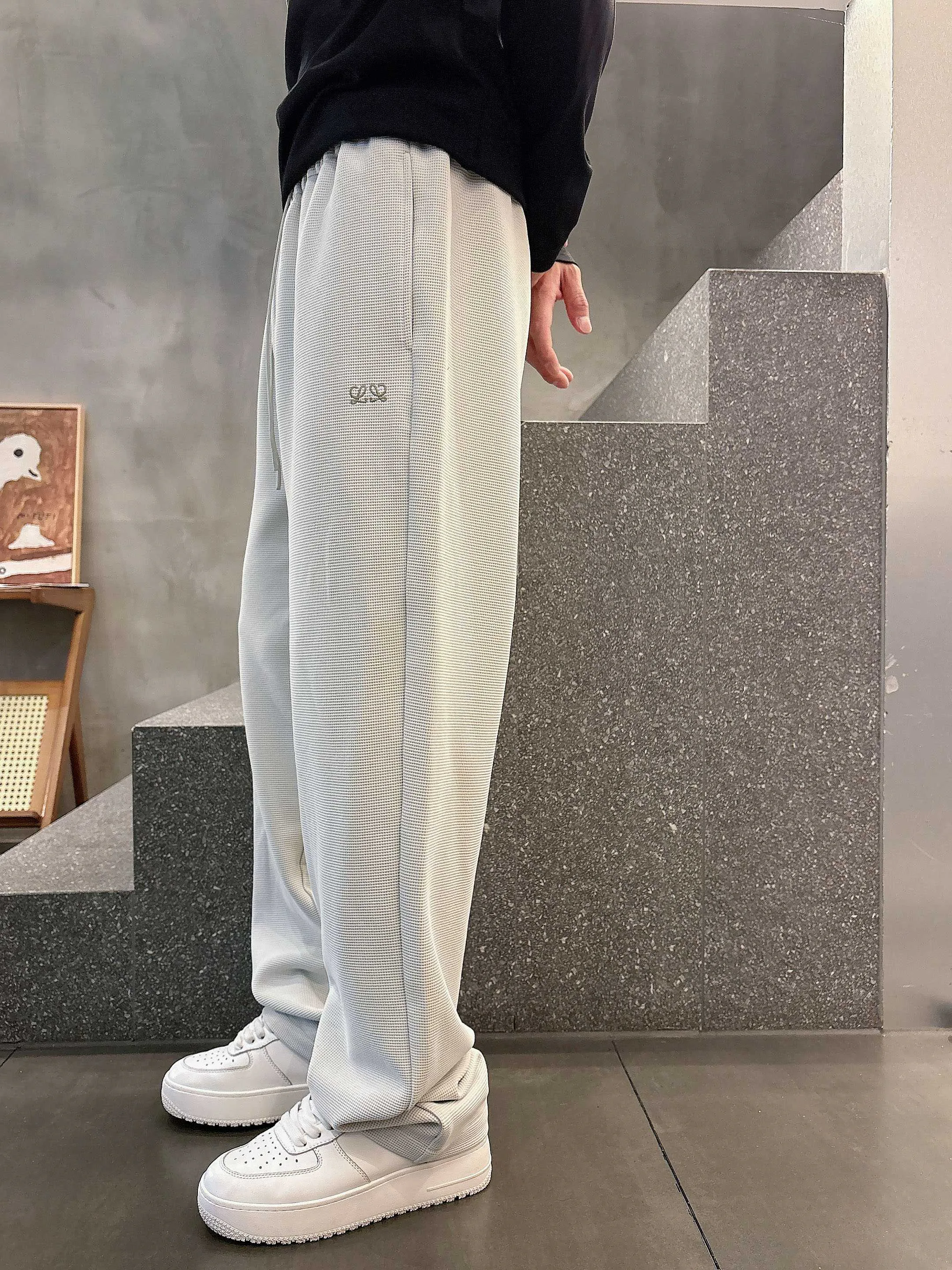 Men's Trousers LOEWE 17885219