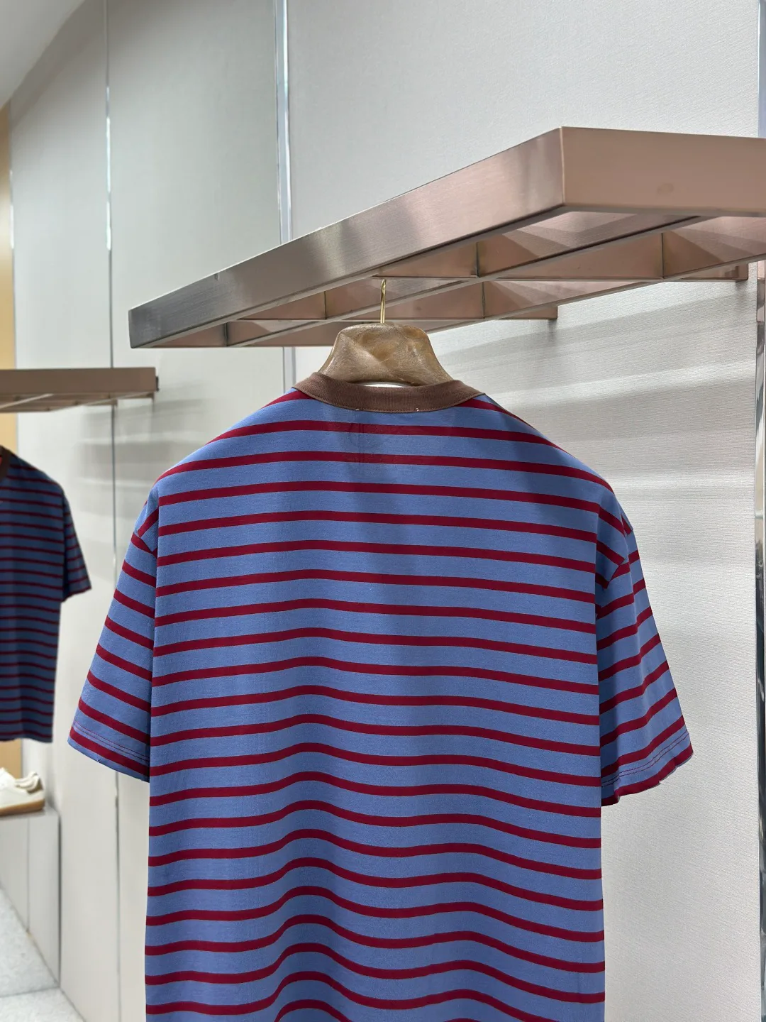 Women's T-Shirts PRADA 18191042