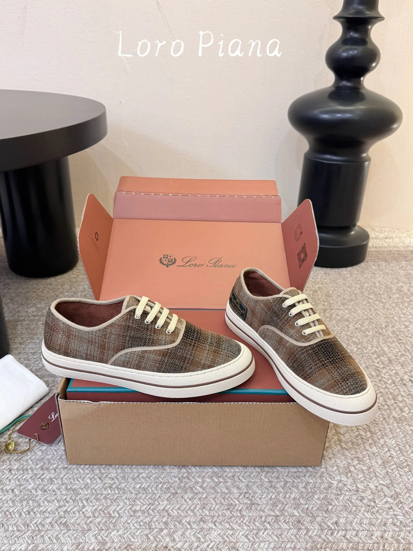 Women's Sneakers LORO PIANA 18241378