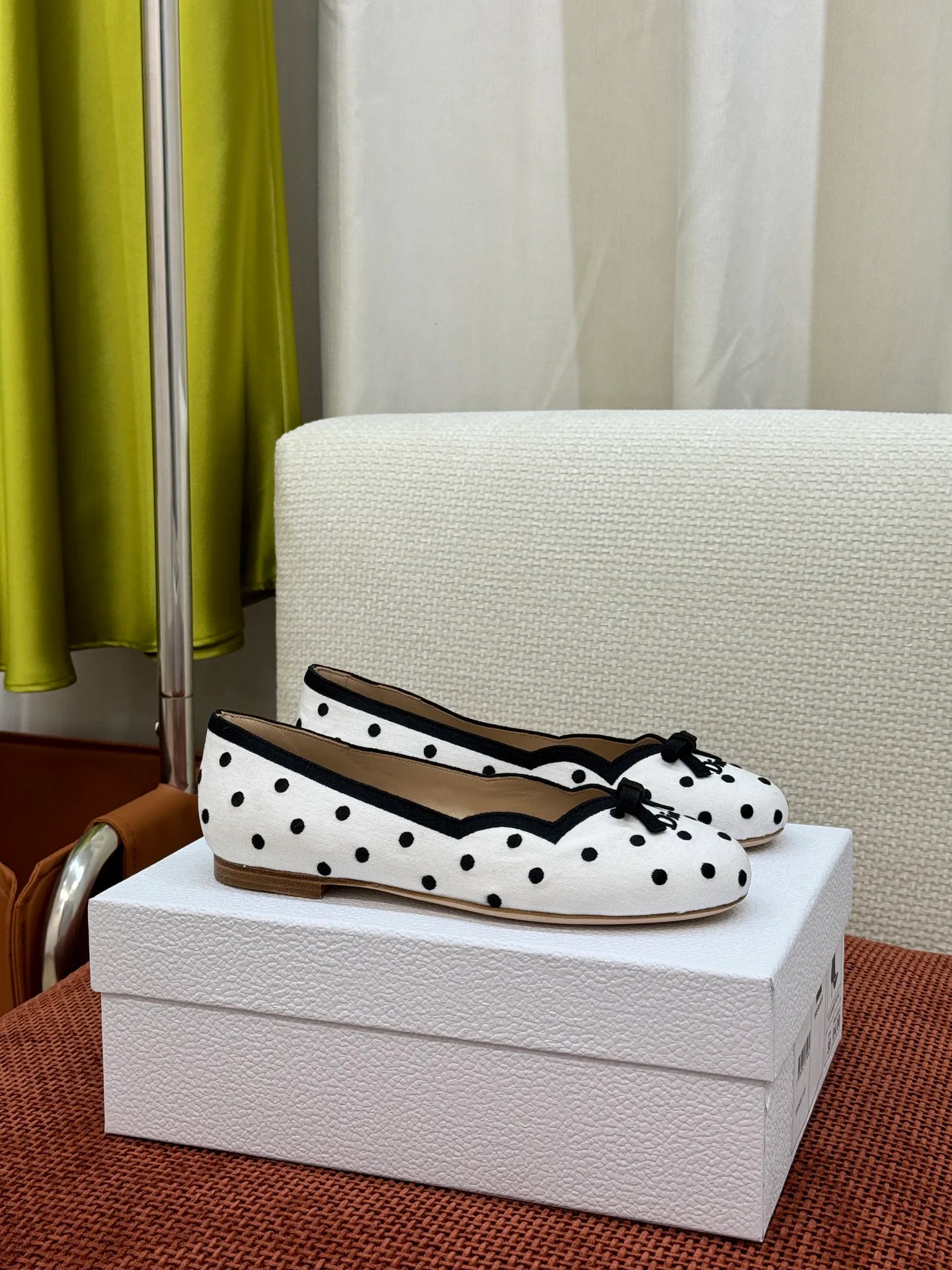 Women's Ballet Flats CHRISTIAN DIOR 18192816