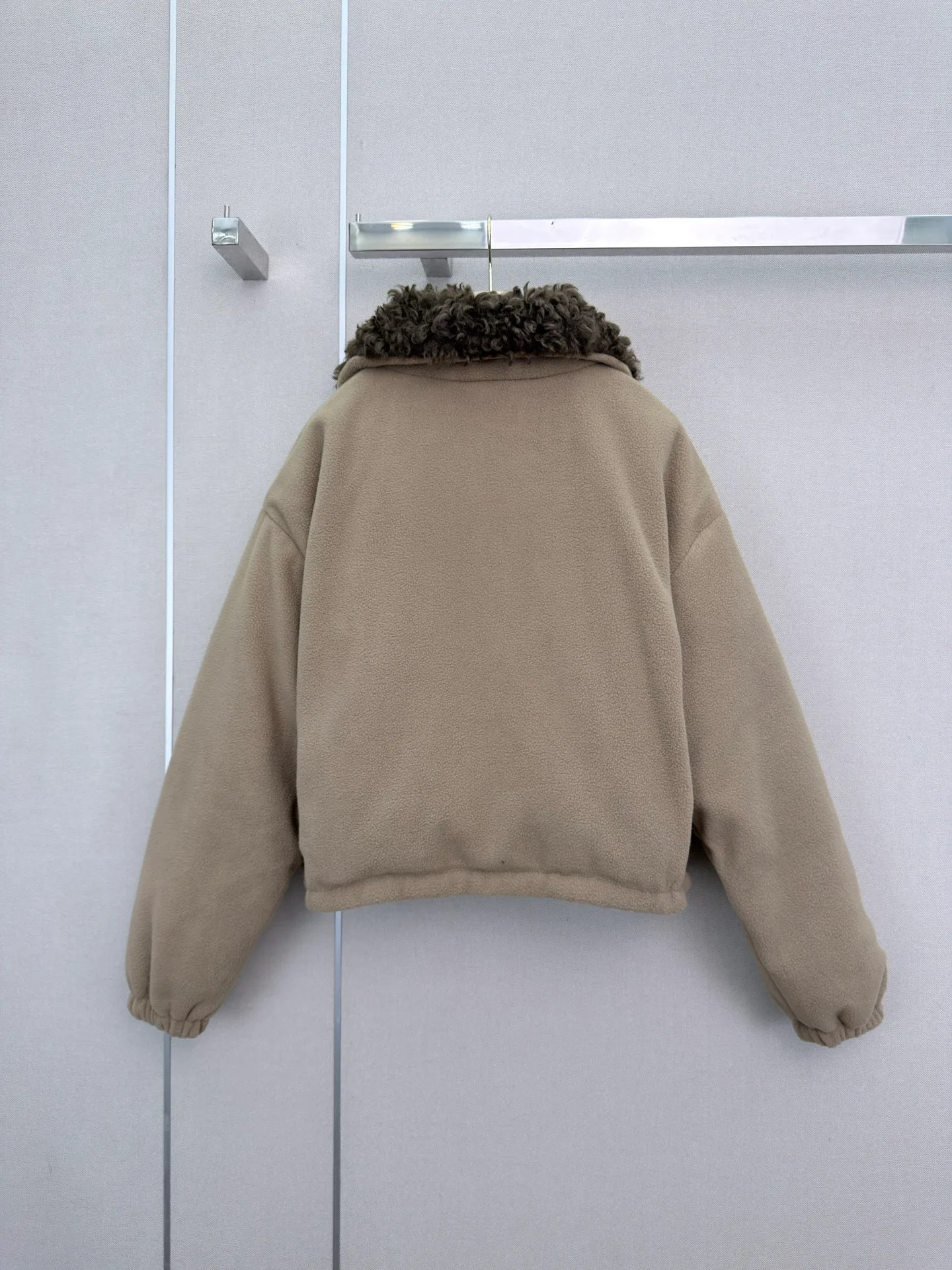 Women's Jackets And Down Jackets MIU MIU 18023007