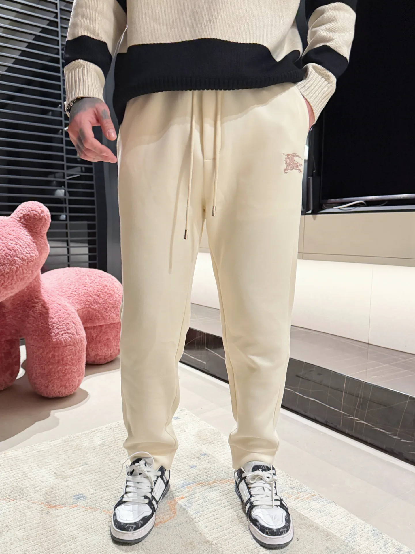Men's Trousers BURBERRY 18499700
