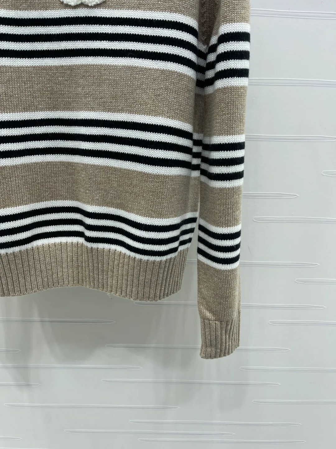 Women's Jumpers And Sweaters CHANEL 17938616